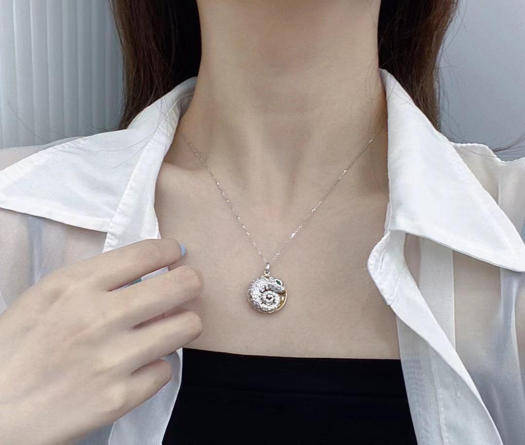 Collier pendentif 
