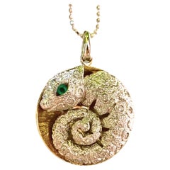 18K Yellow Gold Emerald & Diamond 'Lizard' Pendant Necklace