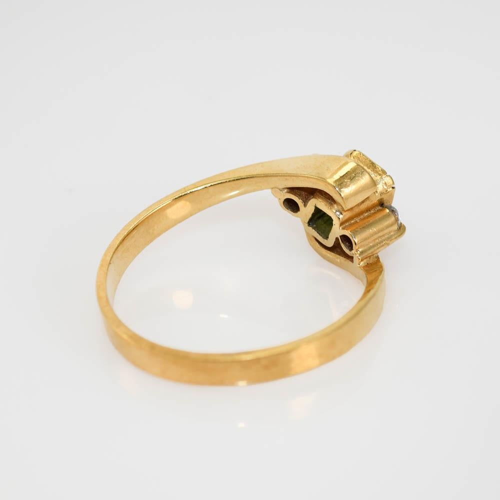 18k Yellow Gold Emerald & Diamond Ring 3.1gr For Sale 1