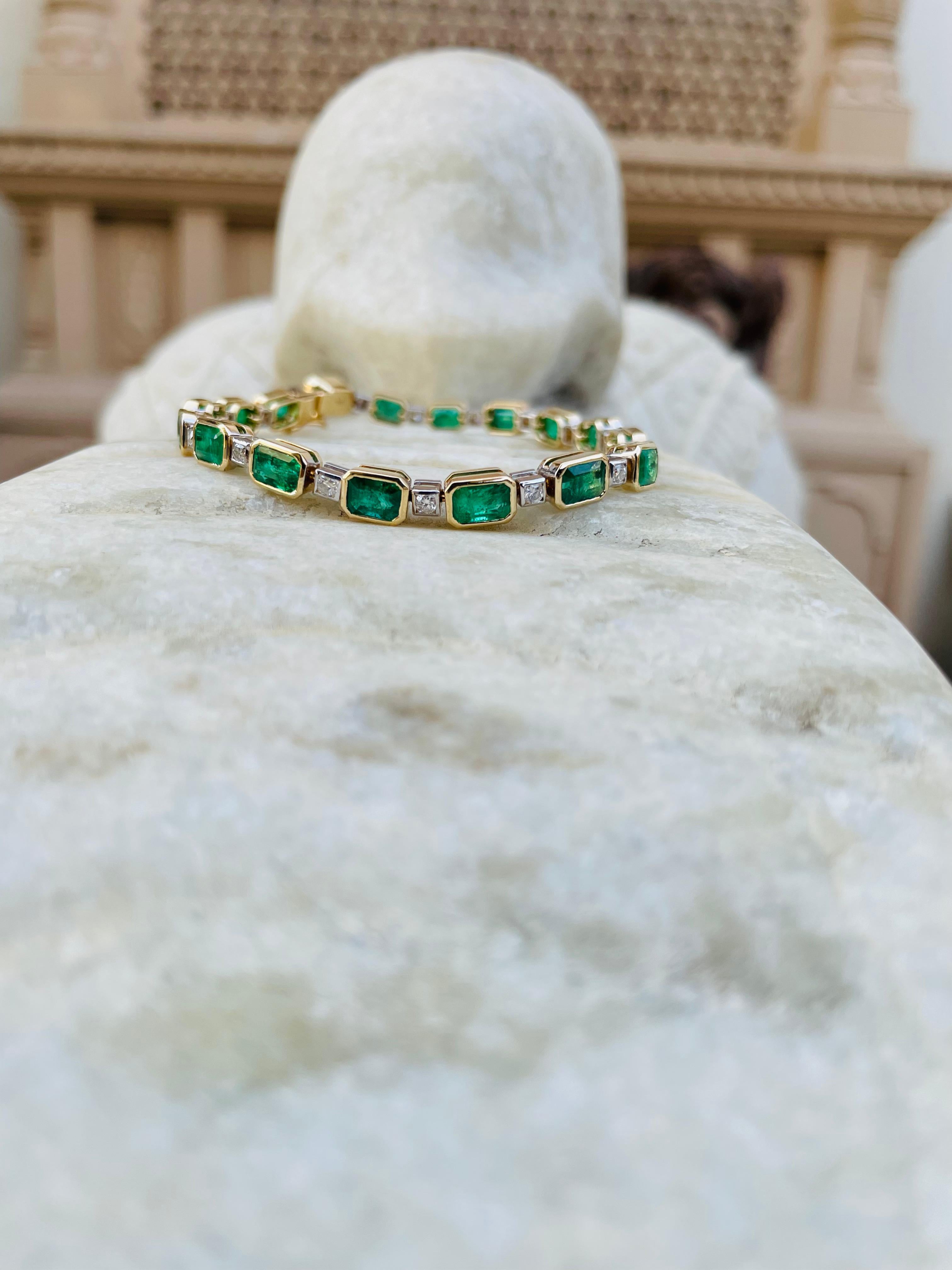 emerald diamond bracelet yellow gold