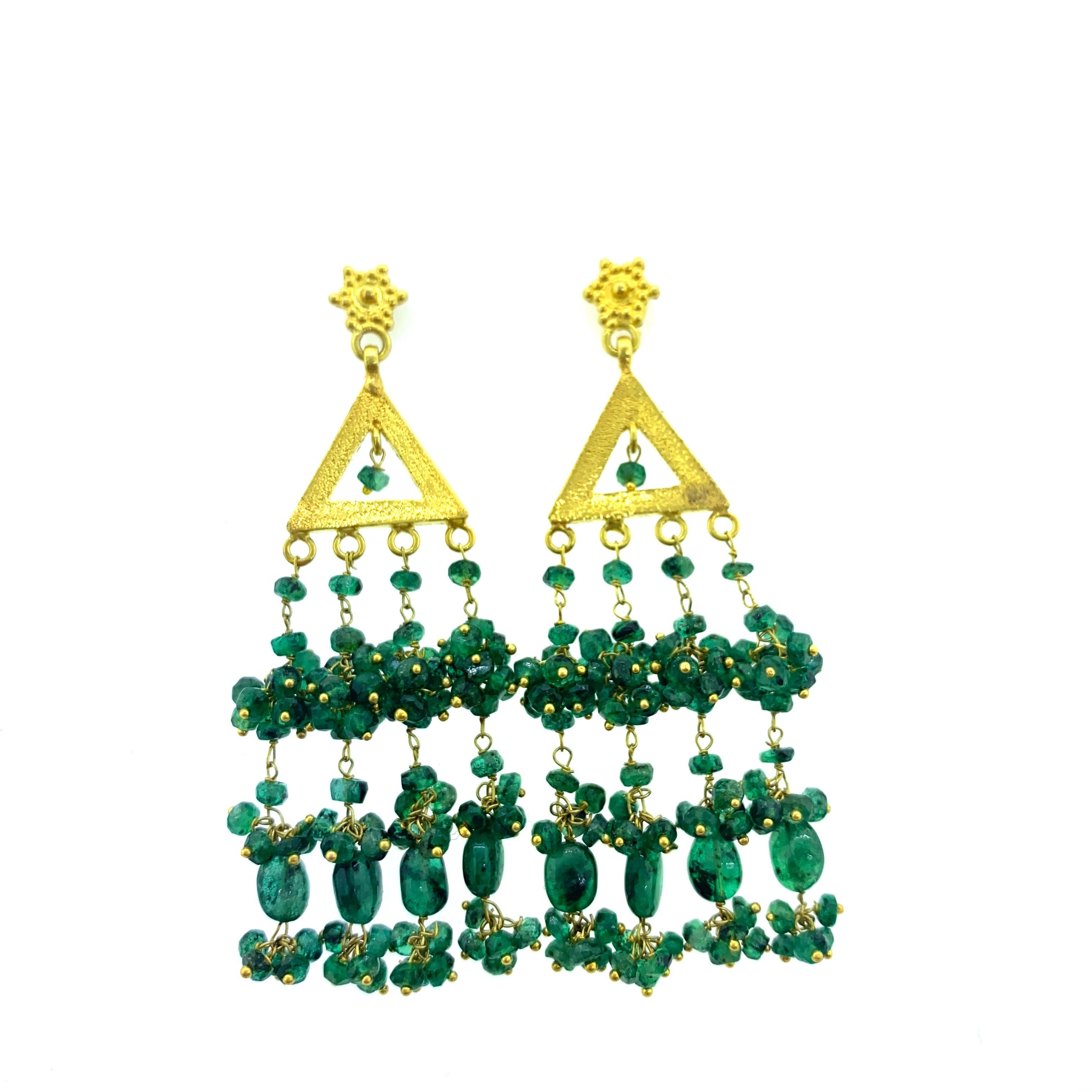 2 Inch Long 18K Yellow Gold Emerald Earrings. It is a handmade earring made in India. It is one of a kind piece. The metal has a hammered look. It has a push back in pure 18K Gold.
Dimensions : 2 Inch (Long) x 0.5 Inch (wide)
Gross Weight : 9.4