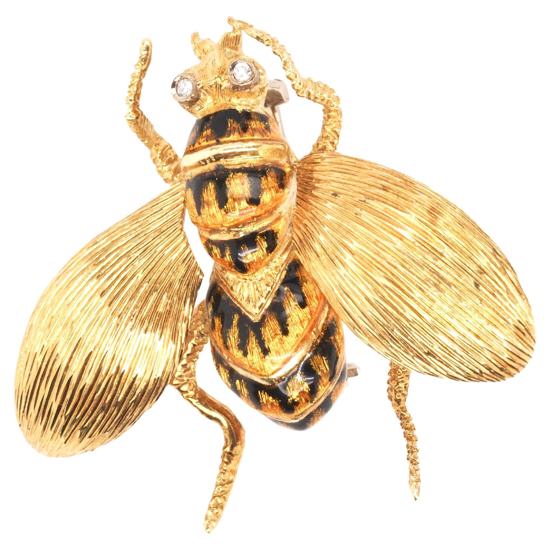 18K Yellow Gold Enamel and Diamond Eyes Fly Brooch Pin Large Size For Sale