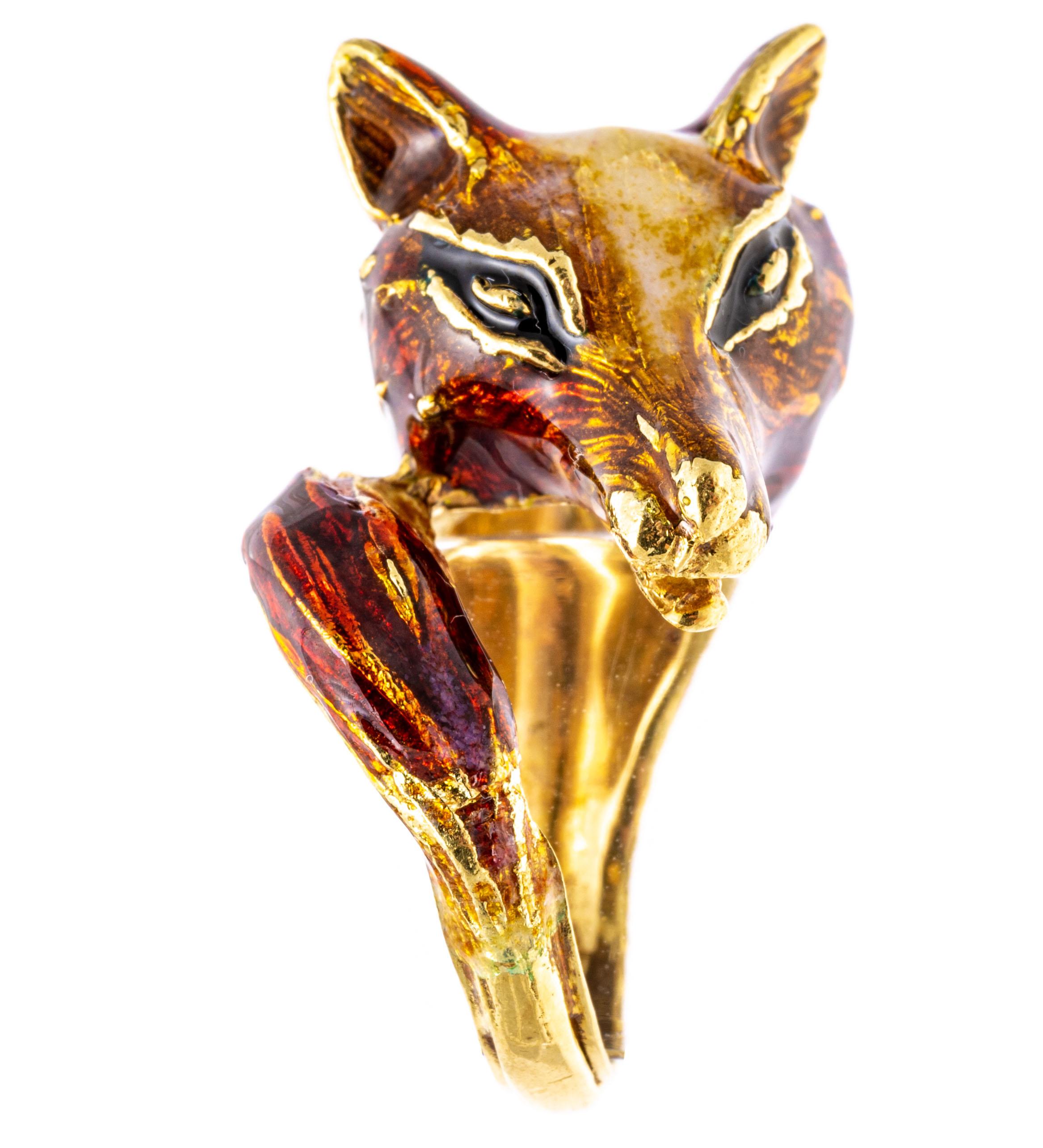 Contemporary 18k Yellow Gold Enameled Figural Fox Head to Tail Ring For Sale