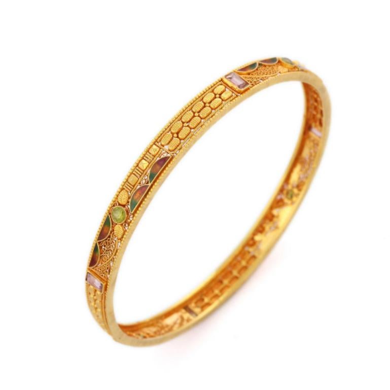 Anglo-Indian 18K Yellow Gold Enameling Bangle for Women For Sale