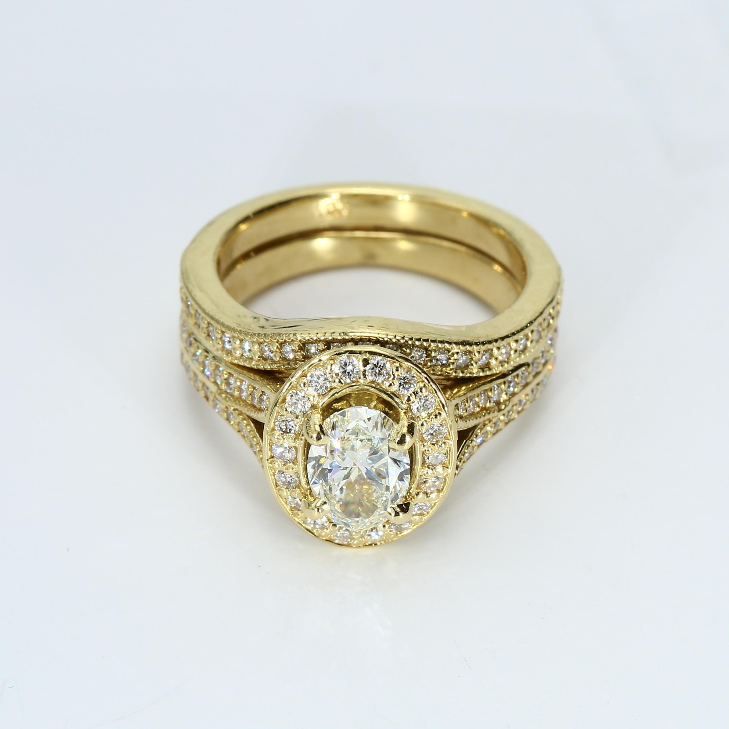 18k Yellow Gold Engagement Ring with 1.2ct Oval Diamond For Sale