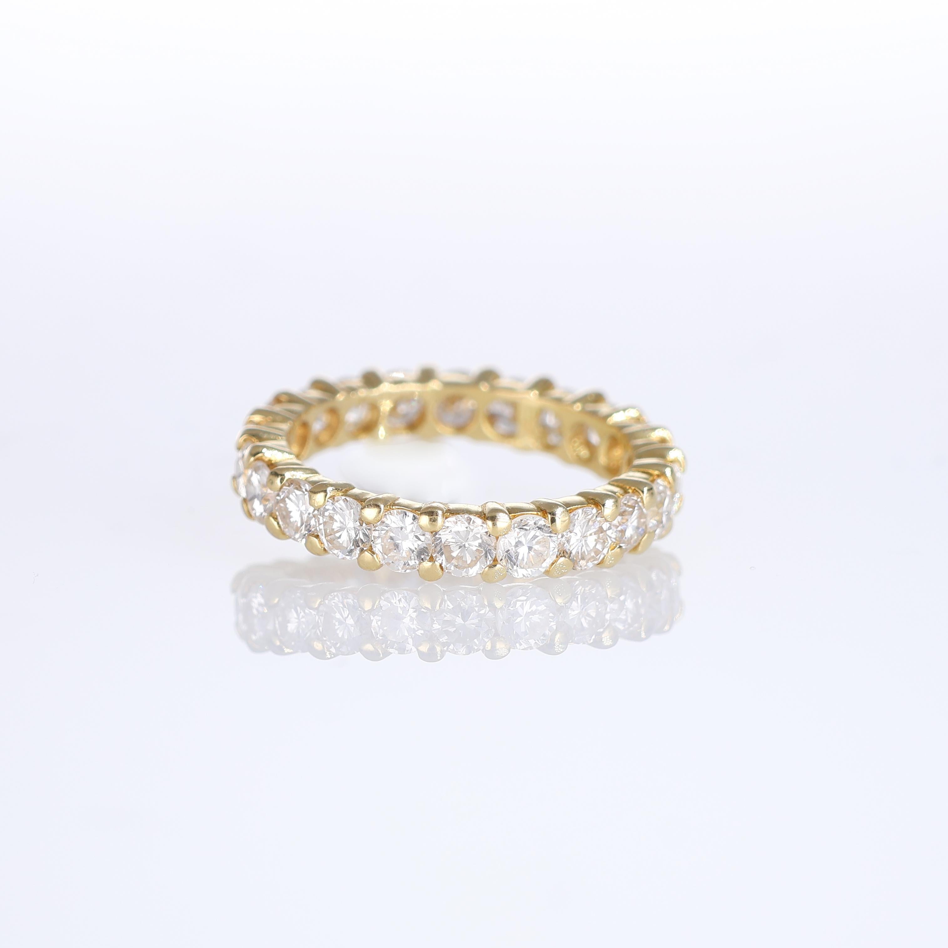 Brilliant Cut 18K Yellow Gold Eternity Ring with Brilliant-Cut Diamonds For Sale