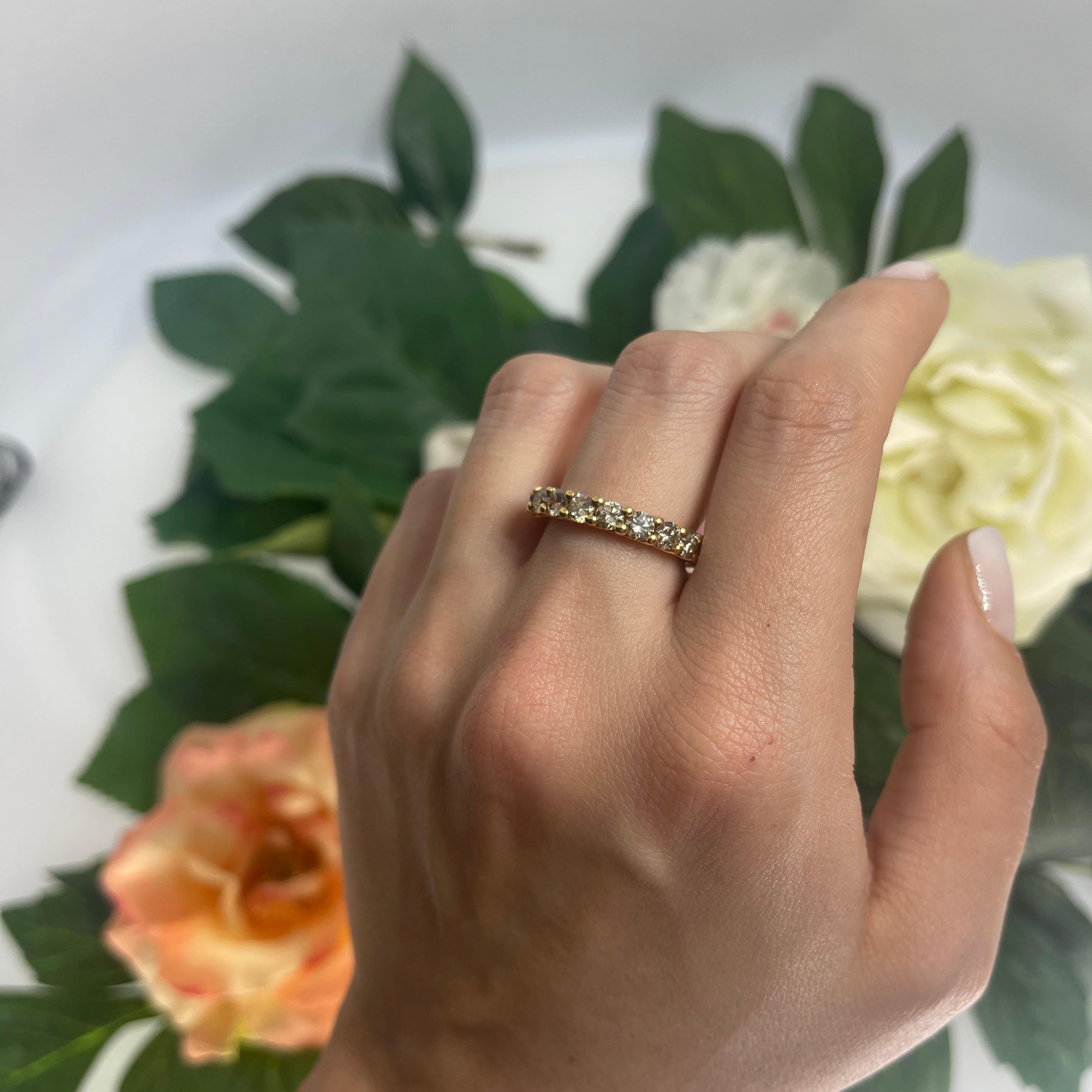 Women's or Men's 18K Yellow Gold Eternity Ring with Brilliant-Cut Diamonds For Sale