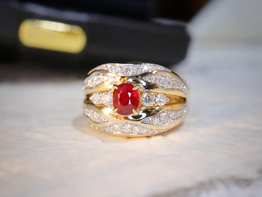 Modern 18K Yellow Gold Pigeon Blood Ruby Diamond Cocktail Ring For Sale