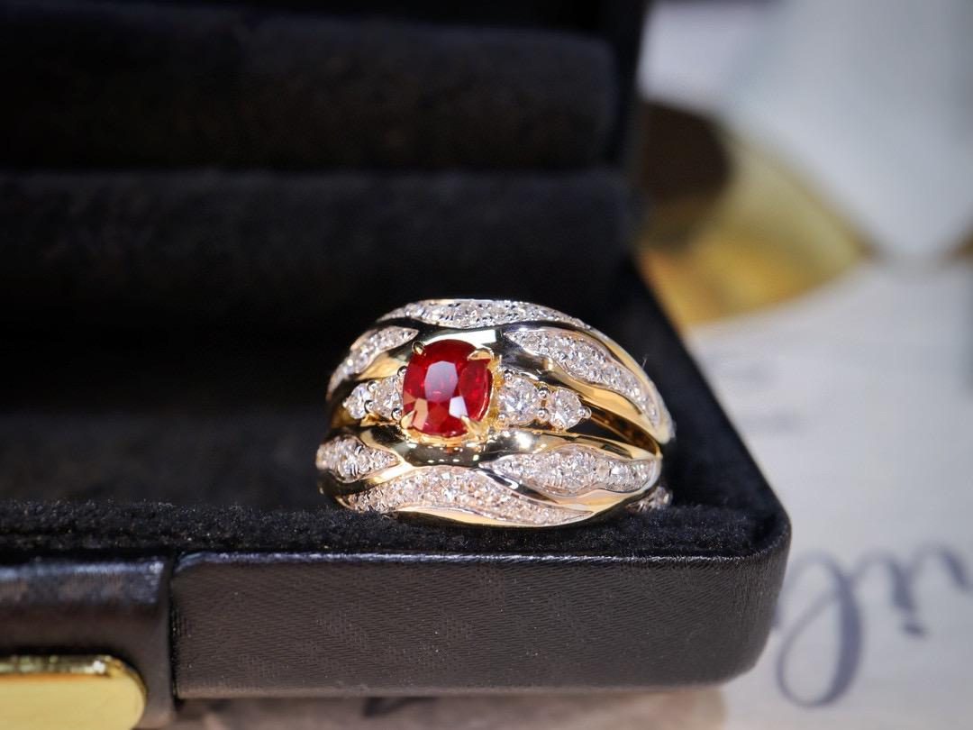18K Yellow Gold Pigeon Blood Ruby Diamond Cocktail Ring For Sale 1