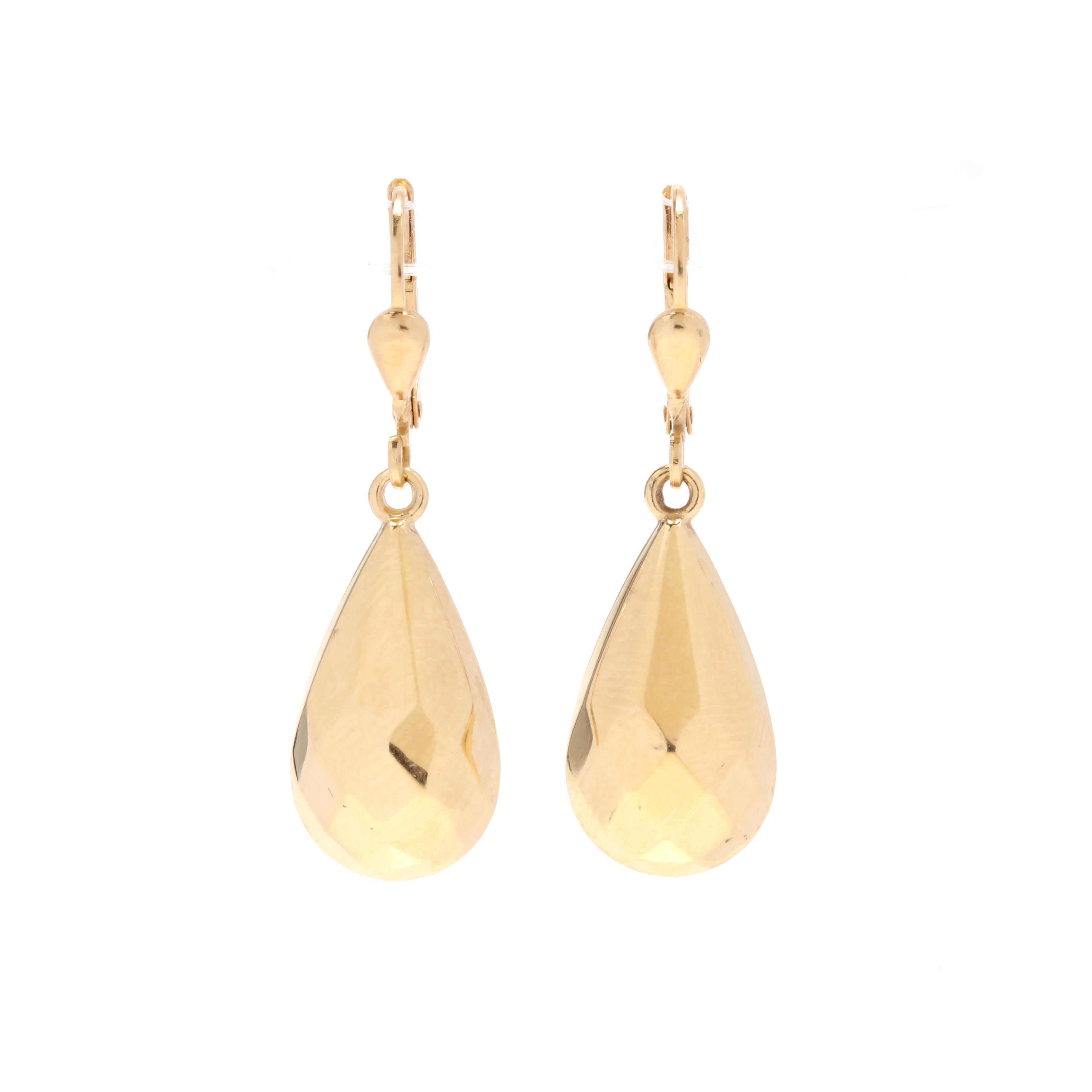 18 Karat Yellow Gold Faceted Tear Drop Dangle Earrings In Good Condition In McLeansville, NC