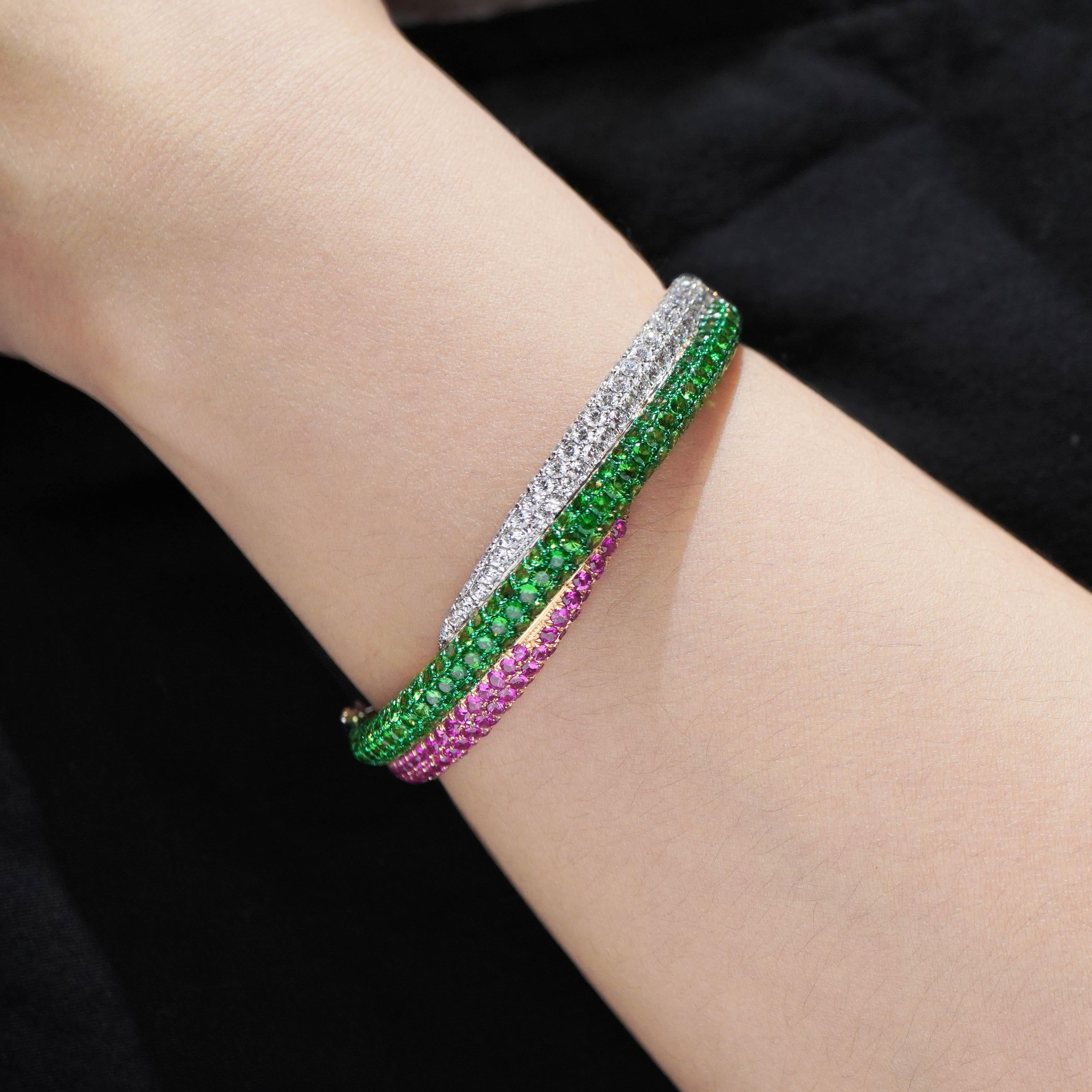 18K Yellow Gold Fancy Dessert Bangle Tsavorite White Diamond Pink Sapphire In New Condition For Sale In Hung Hom, HK