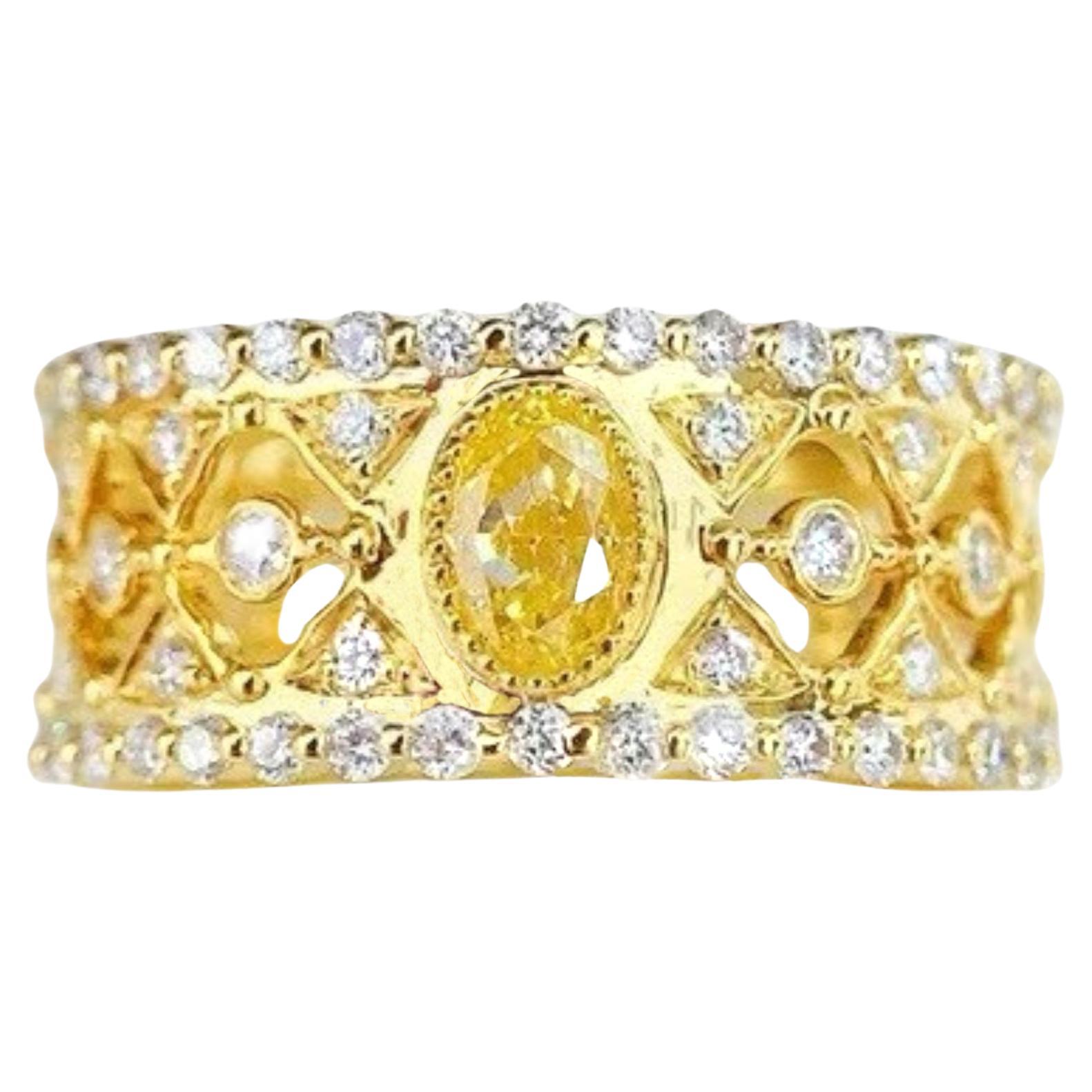 18K Yellow Gold Fancy Yellow Diamond & Diamond Lace Ring