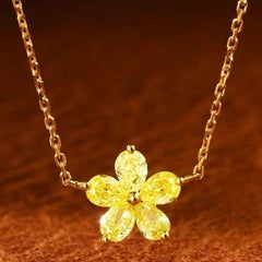 18K Yellow Gold Fancy Yellow Diamond Flower Pendant Necklace