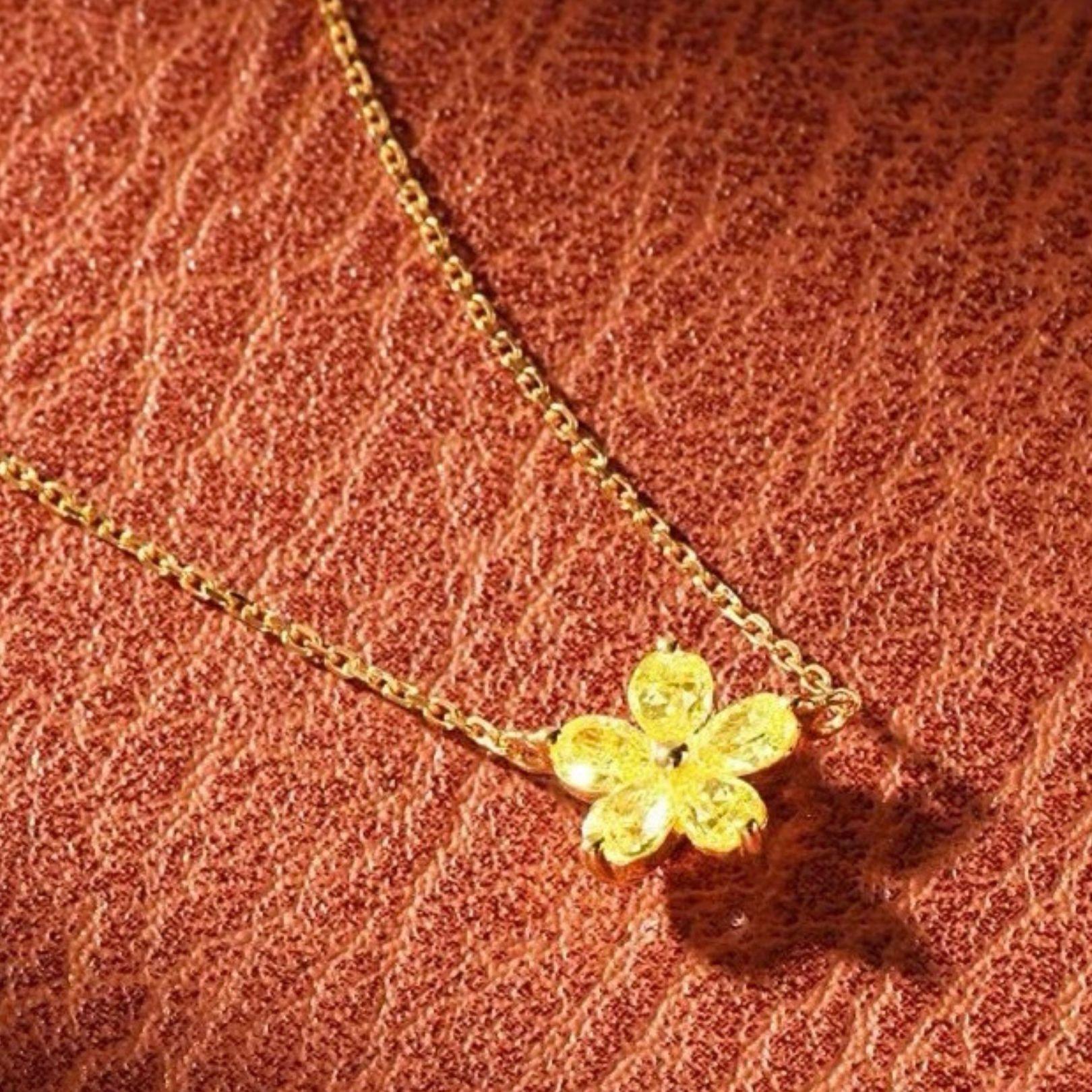 Pear Cut 18K Yellow Gold Fancy Yellow Diamond Flower Pendant Necklace For Sale