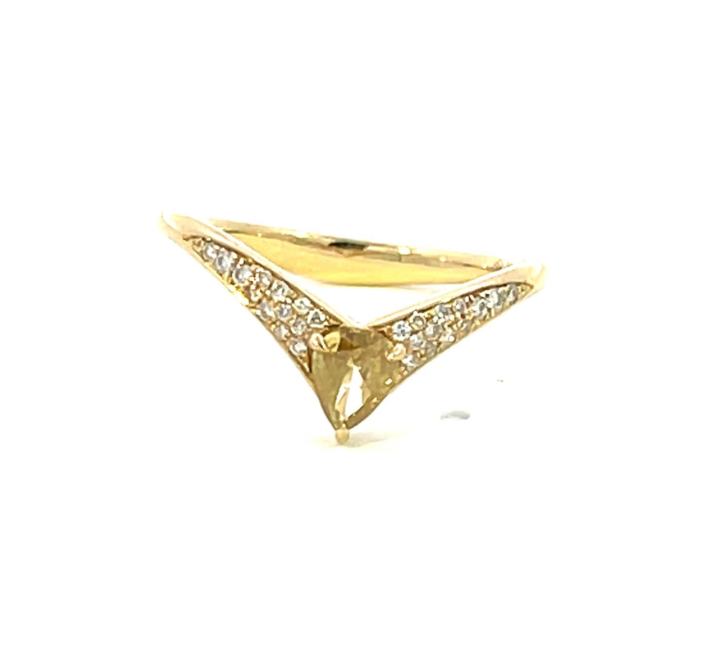 18 Karat Gelbgold Ausgefallener Gelbgold-Diamantring Damen im Angebot