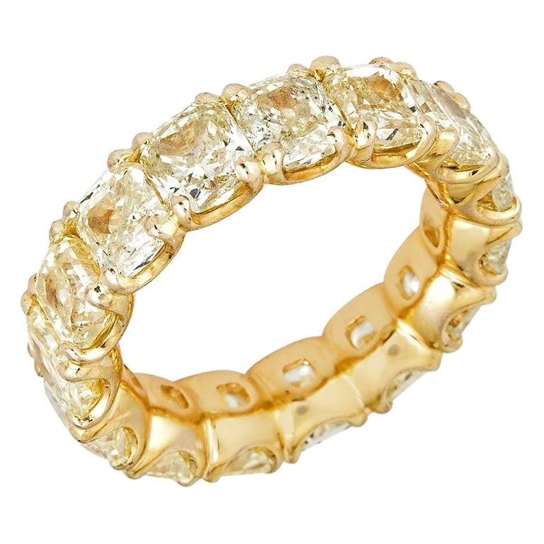 18 Karat Gelbgold Eternity-Ring mit ausgefallenen gelben Diamanten im Angebot