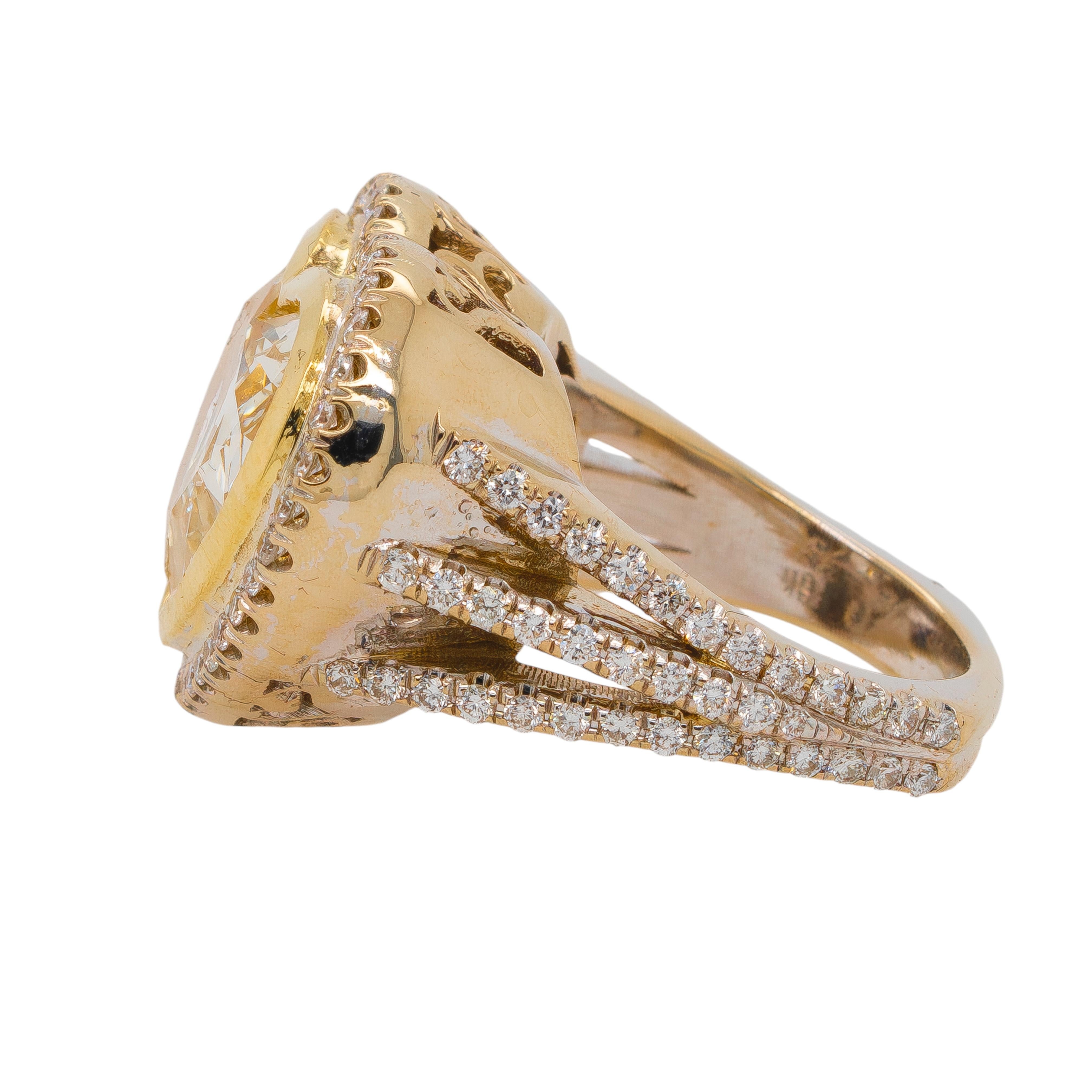 Taille mixte Bague fantaisie en or jaune 18 carats avec diamants en forme de cœur en vente