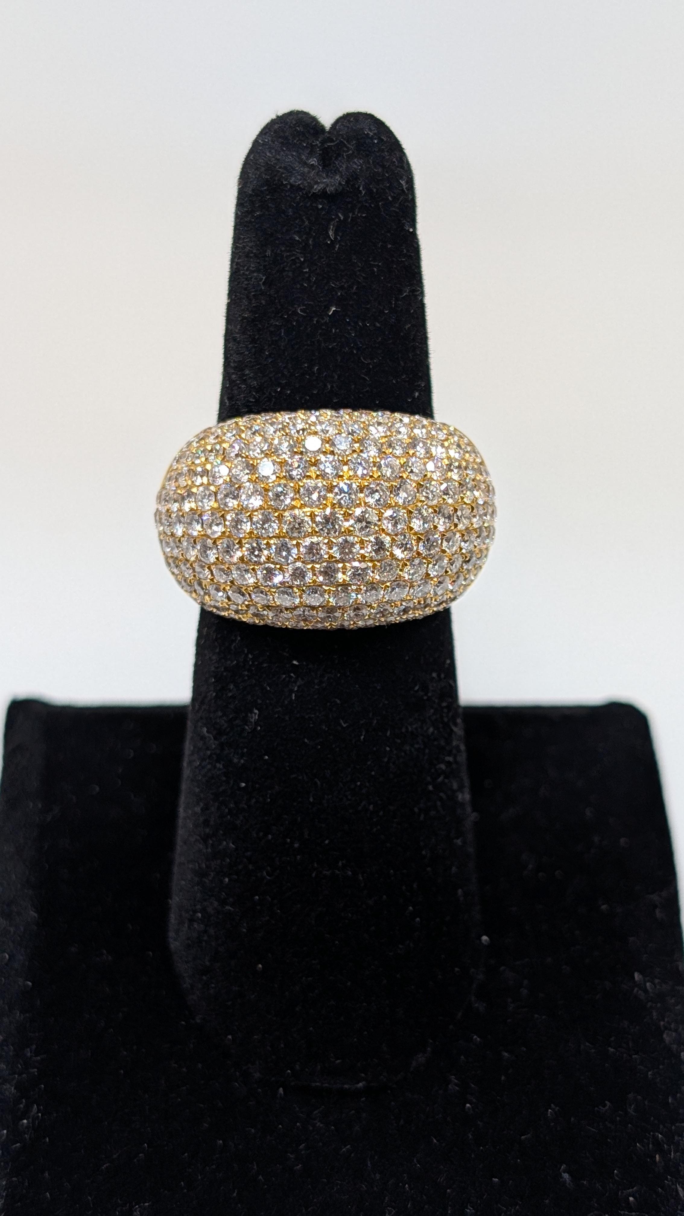 Bague mode en or jaune 18 carats avec diamants brillants ronds pavés totalisant 3,43 carats Pour femmes en vente