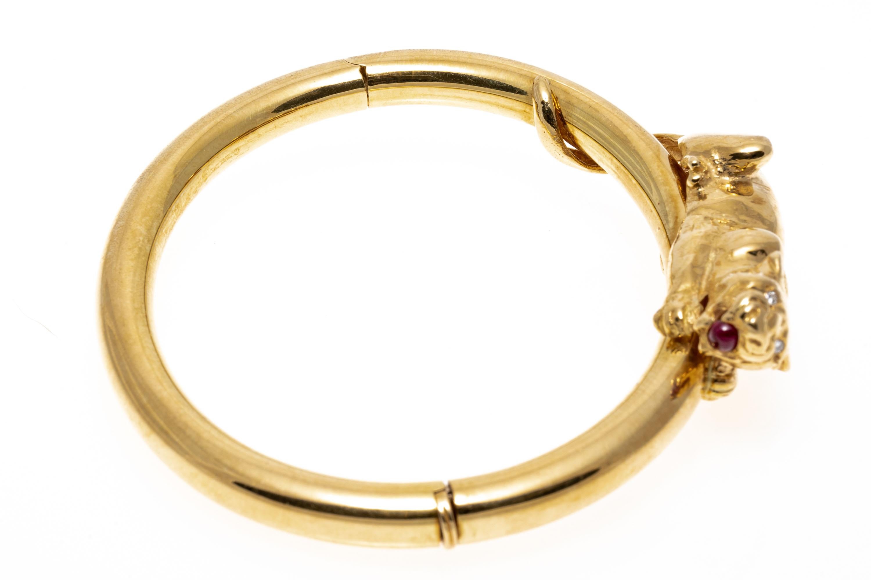 18k Yellow Gold Figural Crouching Panther Hinged Bangle Bracelet For Sale 1