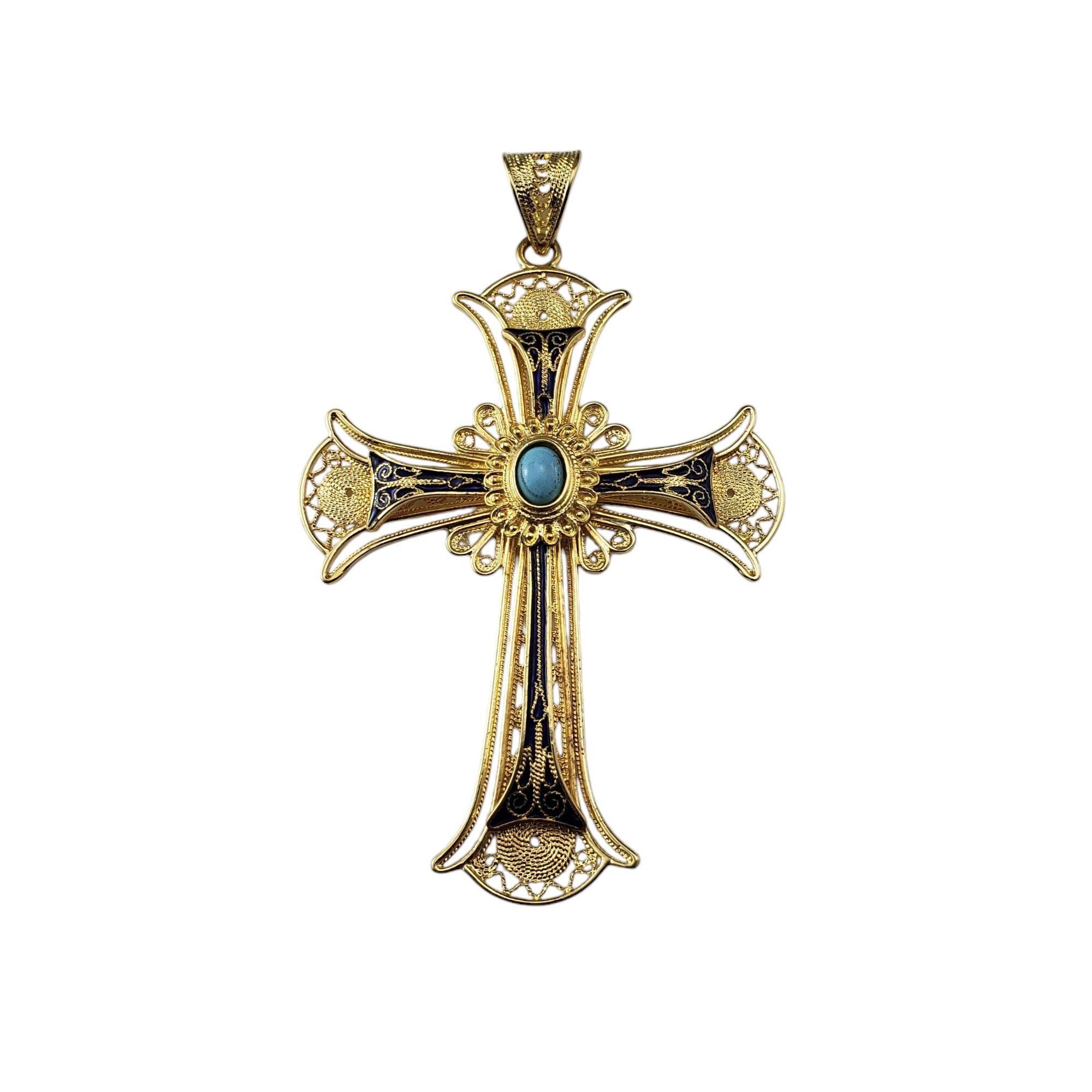 Pendentif croix filigrane en or jaune 18 carats, émail bleu et turquoise n° 21123 en vente 1