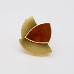 18K Yellow Gold Fire Opal Signed Munsteiner Decorative Cocktail Ring