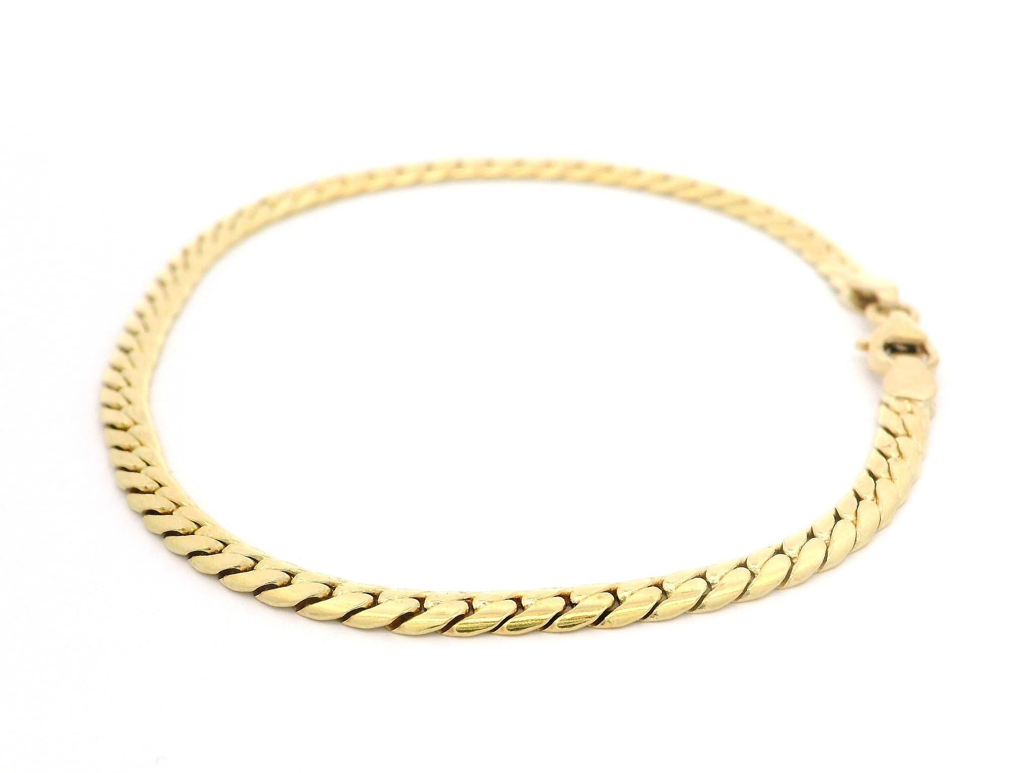 Bracelet unisexe en or jaune 18k à maillons cubains plats Classic de 3,46 mm de large en vente 1