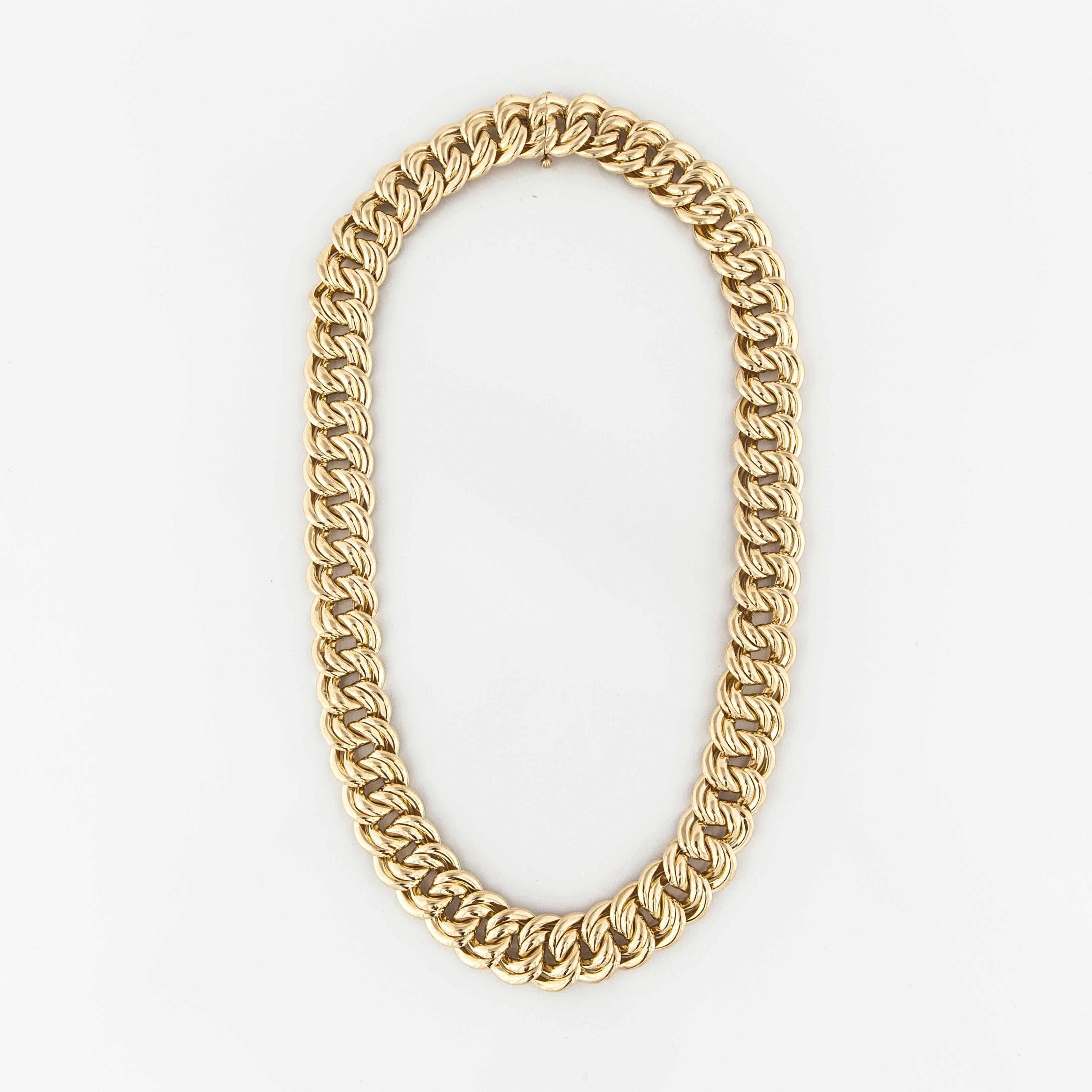 18K Yellow Gold Link Necklace In Good Condition In Houston, TX