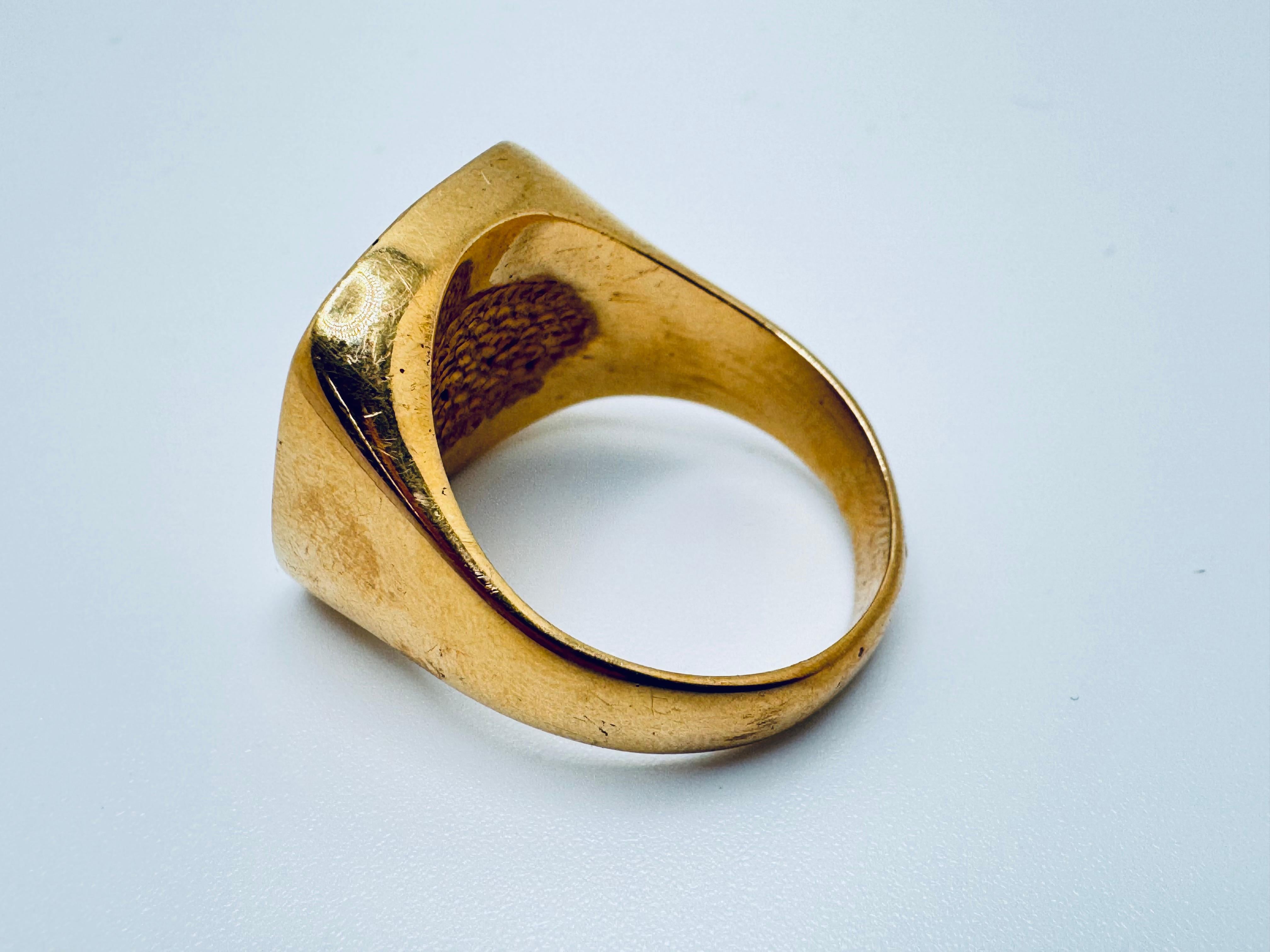 18K Yellow Gold Flat Surface Ring In Good Condition For Sale In Palm Desert, CA
