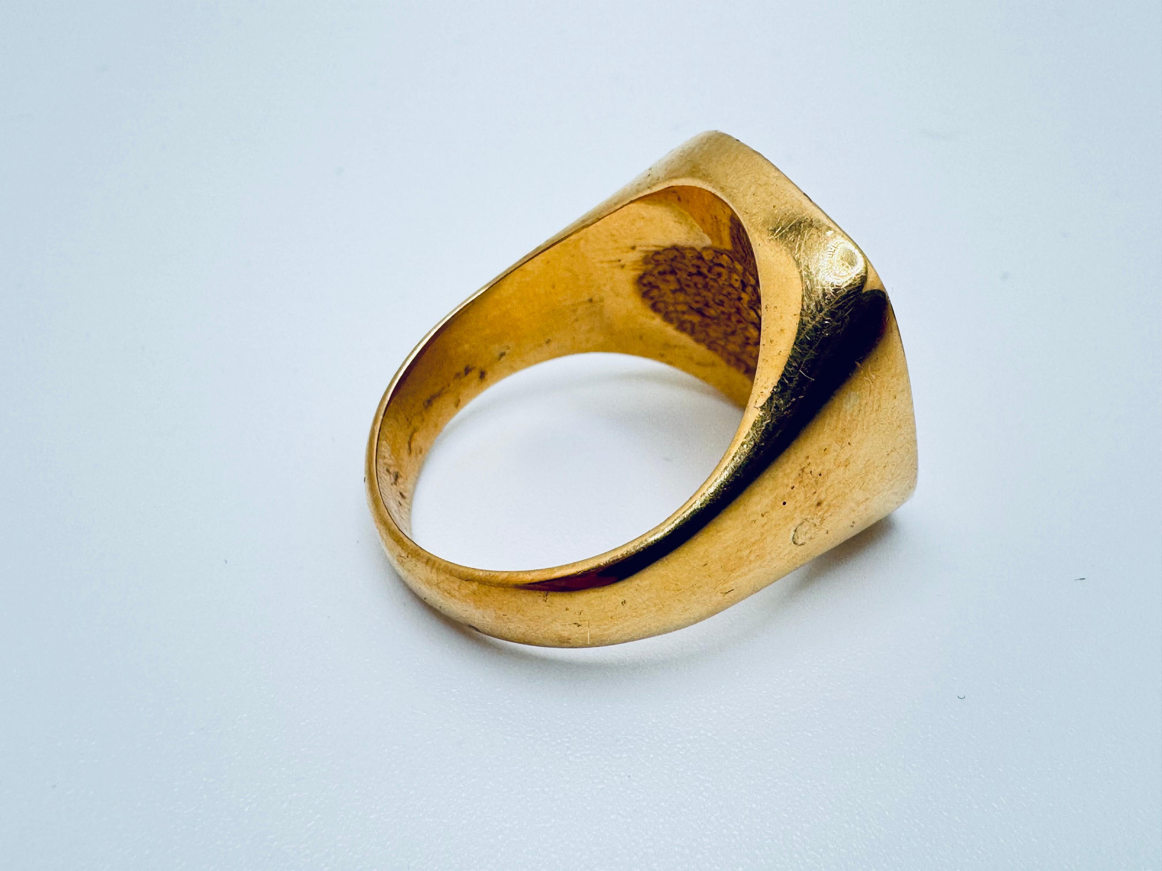 18K Yellow Gold Flat Surface Ring For Sale 1