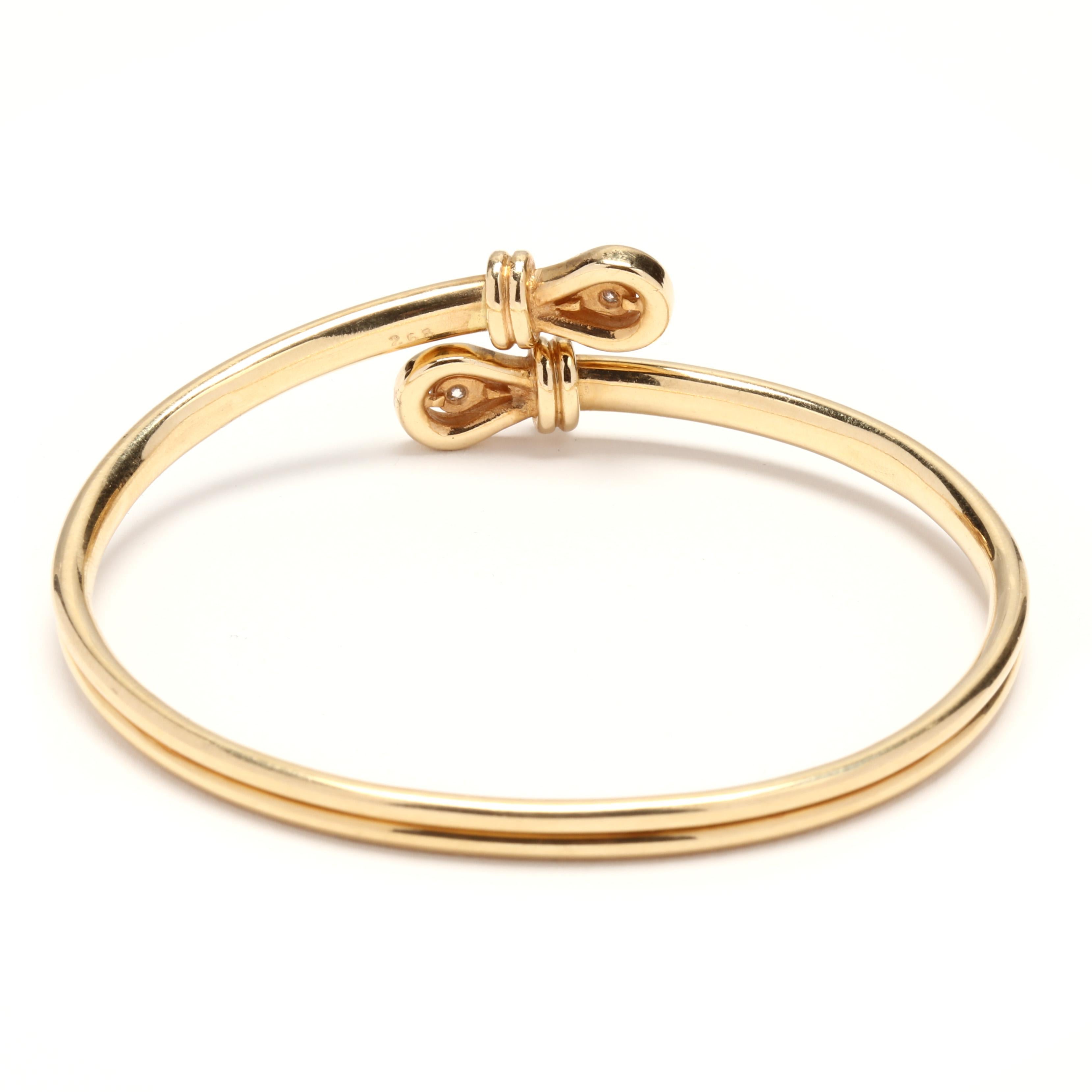 Round Cut 18 Karat Yellow Gold Flexible Diamond Loop Cuff Bracelet