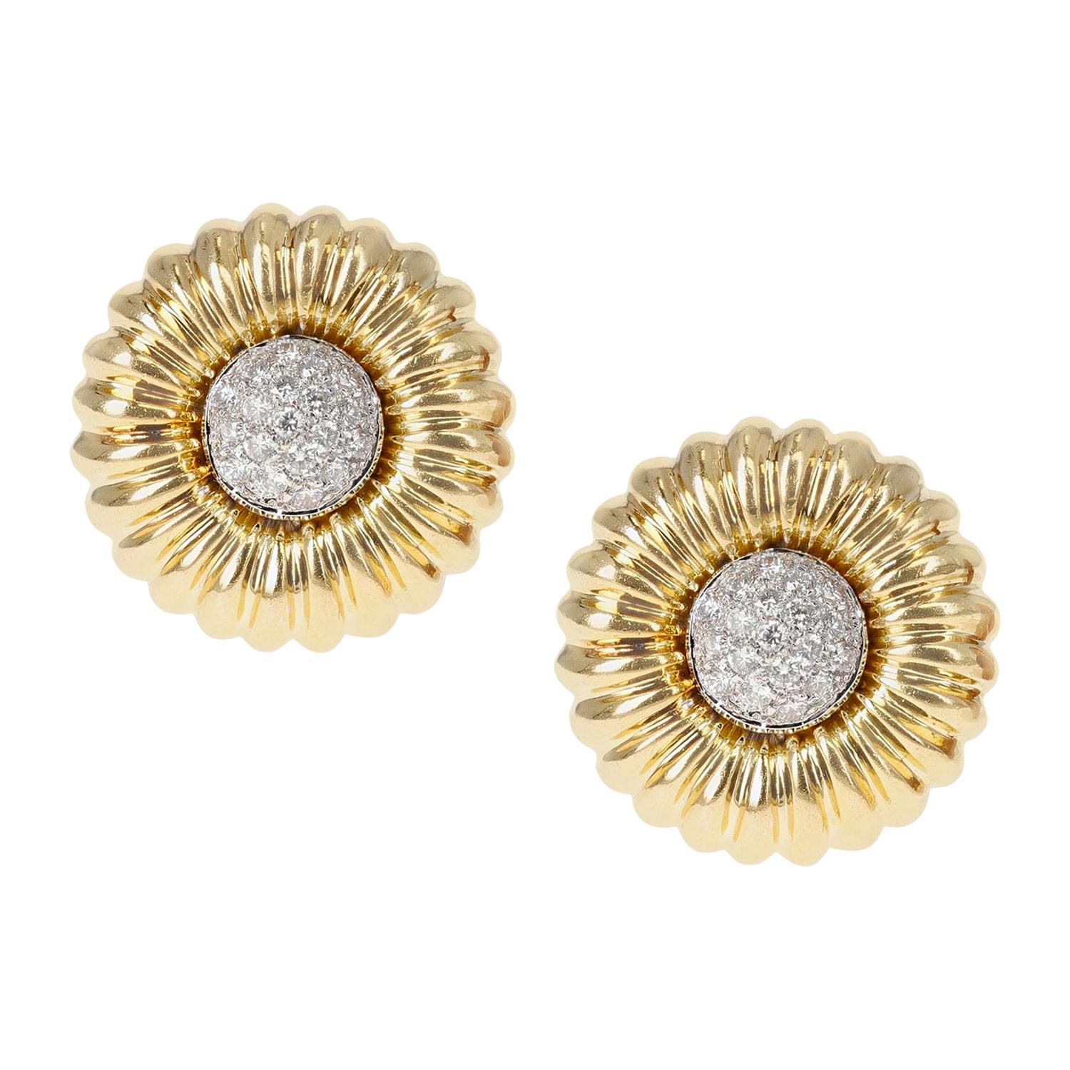 18k Yellow Gold Floral Circular Clip-On Earrings with Diamonds For Sale