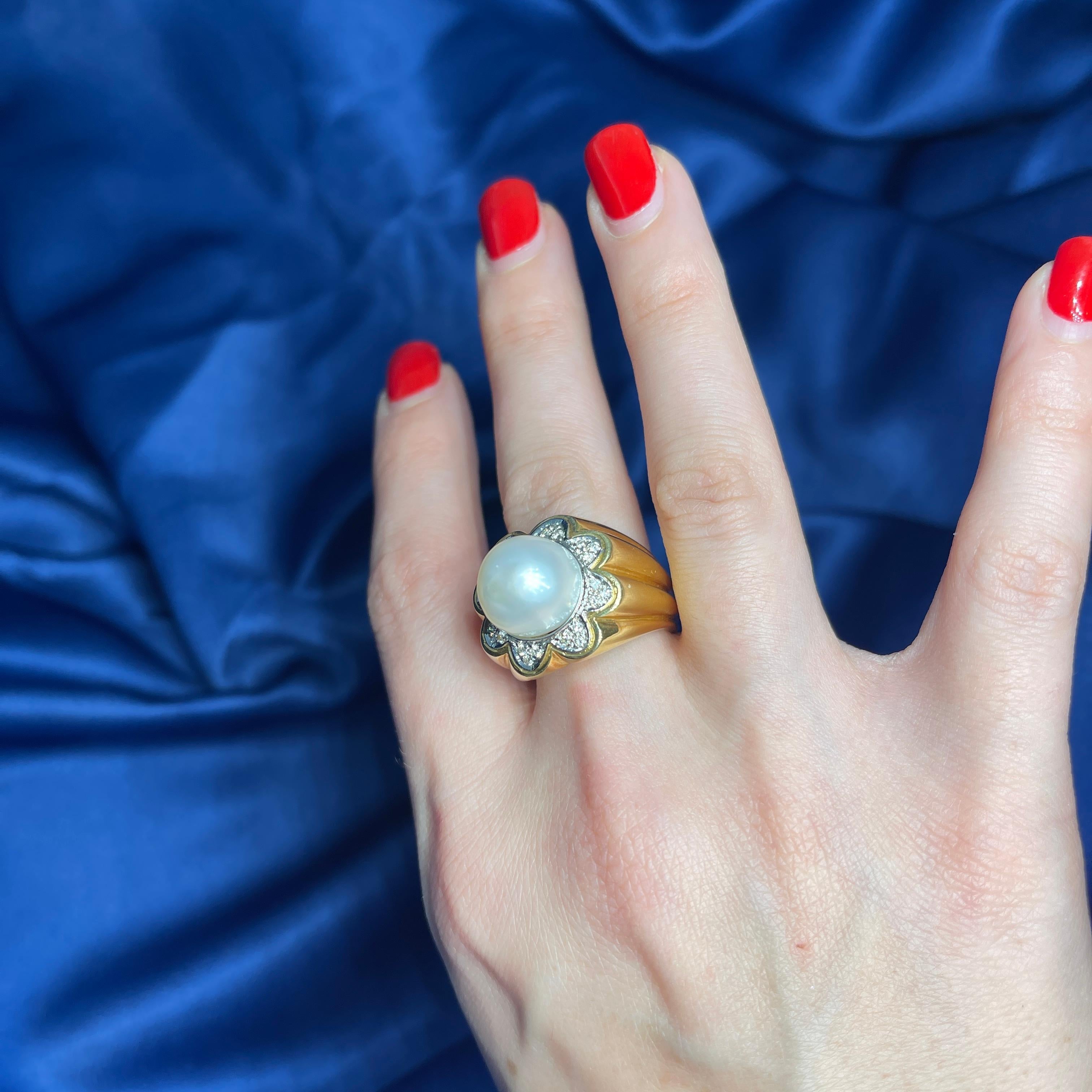 18K Yellow Gold Floral Ring with Pearl and Diamond Accents For Sale 3