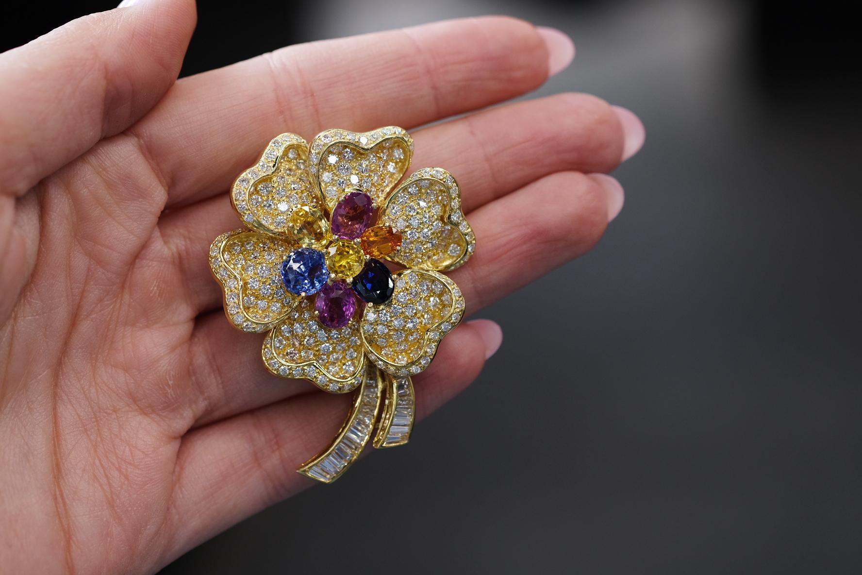 Women's 18K Yellow Gold Flower 13.00cttw Diamond And Multicolor Sapphire Brooch