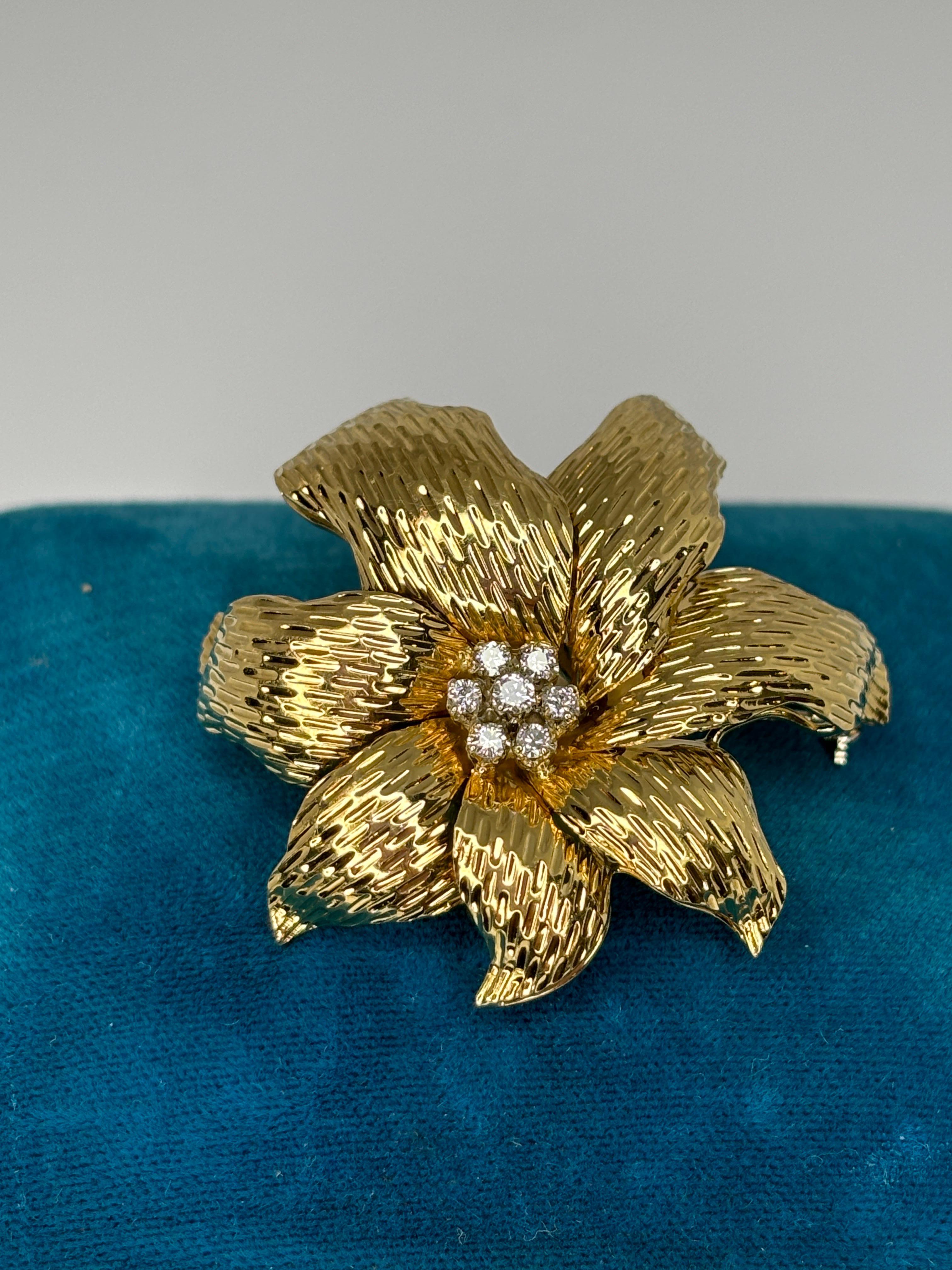 18k Yellow Gold Flower Brooch With Diamond Center For Sale 6