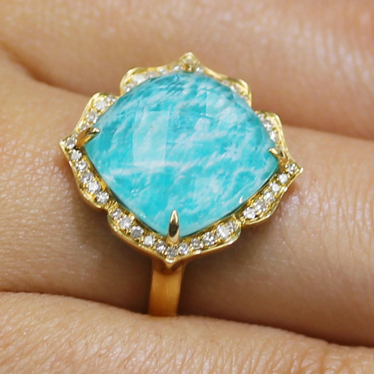 18 Karat Yellow Gold Flower Cocktail Ring w/Amazonite, White Quartz and