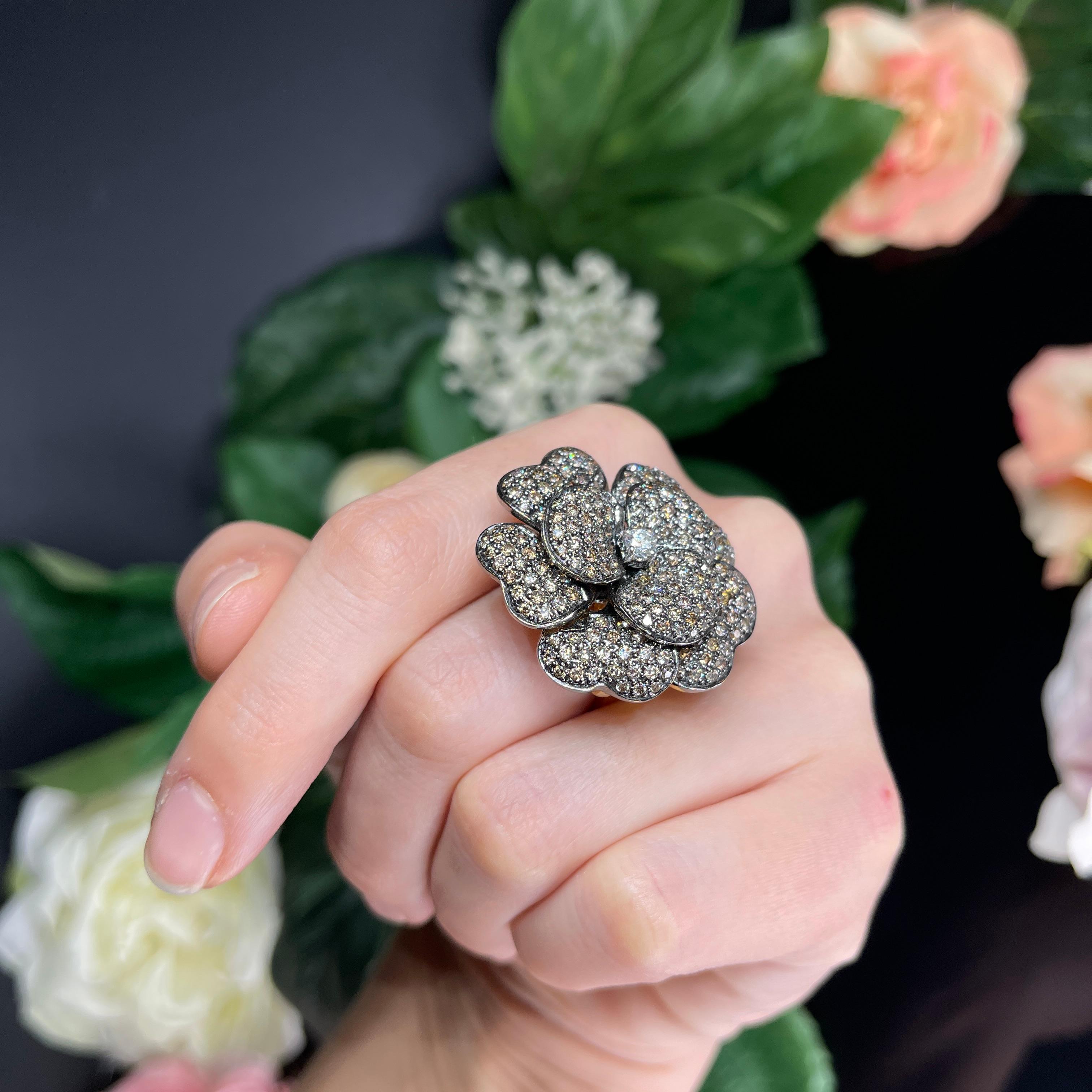 18k Yellow Gold Flower Ring / Pendant / Brooch with Brown and White Diamonds For Sale 6