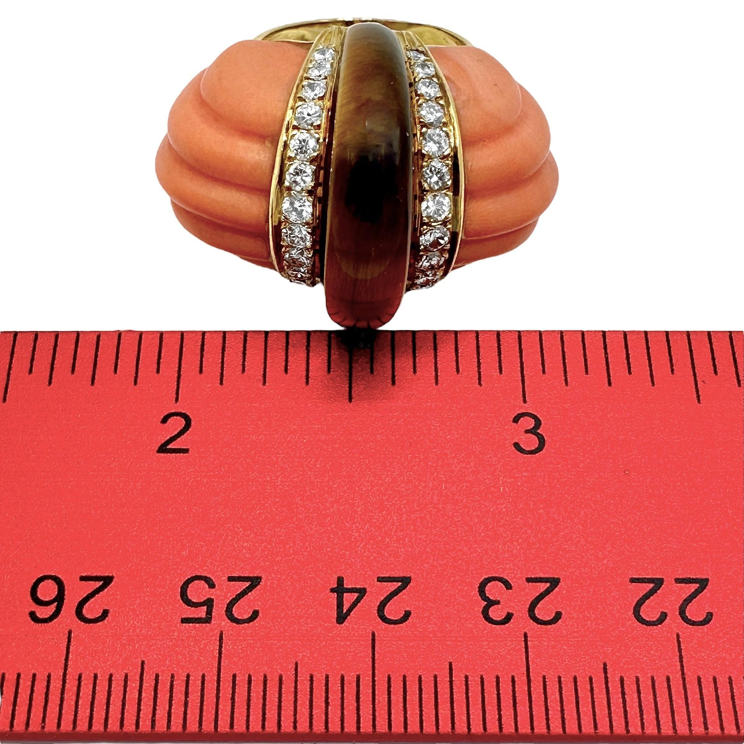 18 Karat Gelbgold geriffelter Koralle, Tigerauge und Diamantring 3