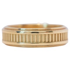 18K Yellow Gold Fluted Men’s Wedding Band