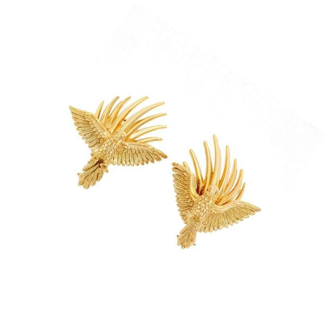 18k Yellow Gold Flying Angel and Peter Earrings by John Landrum Bryant In New Condition For Sale In New York, NY