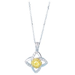 Vierblättrige Blumenkette aus 18 Karat Gelbgold mit gelben Naturdiamanten