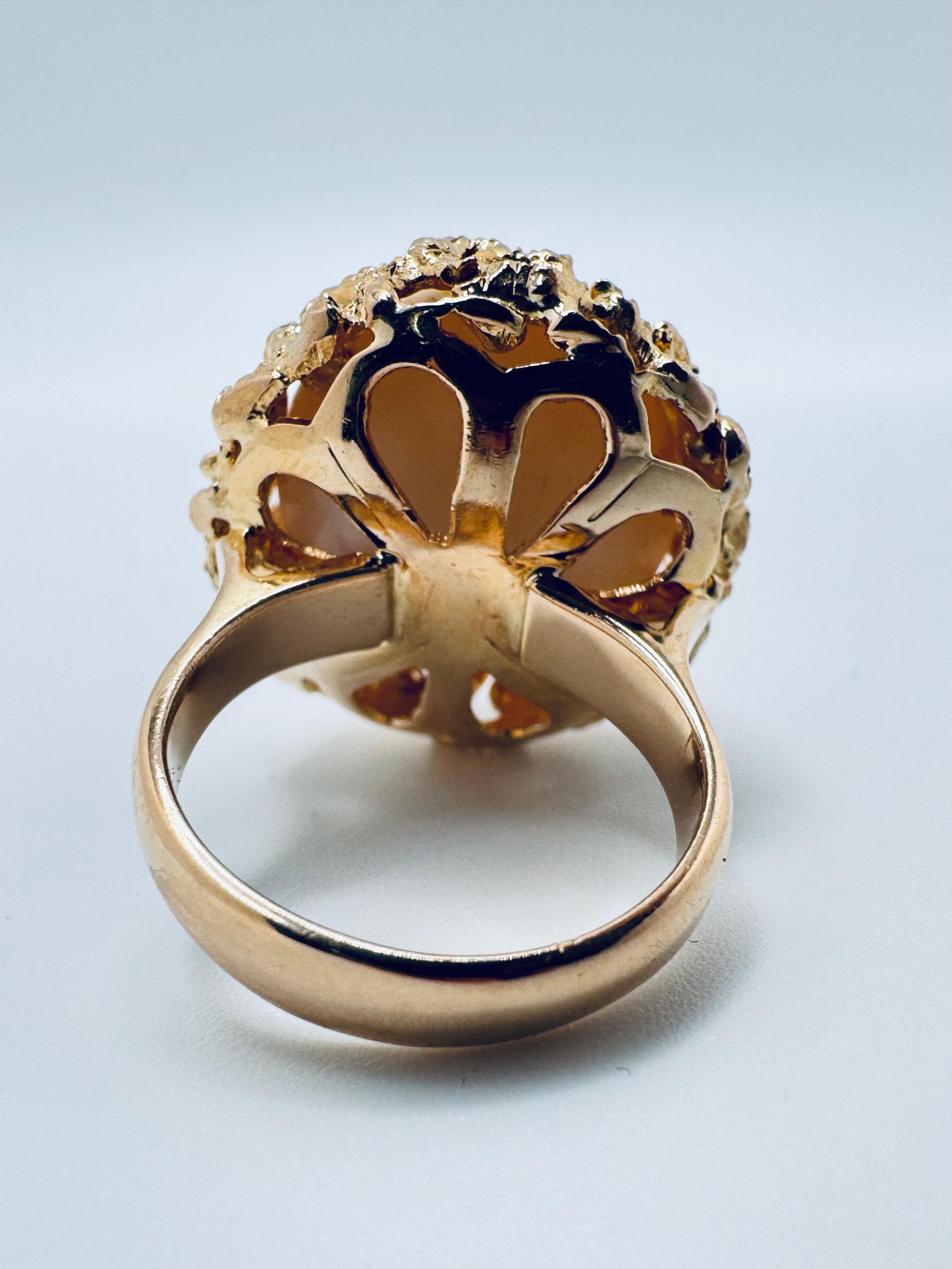 Bague en or jaune 18K à perles Mabe de style libre Unisexe en vente