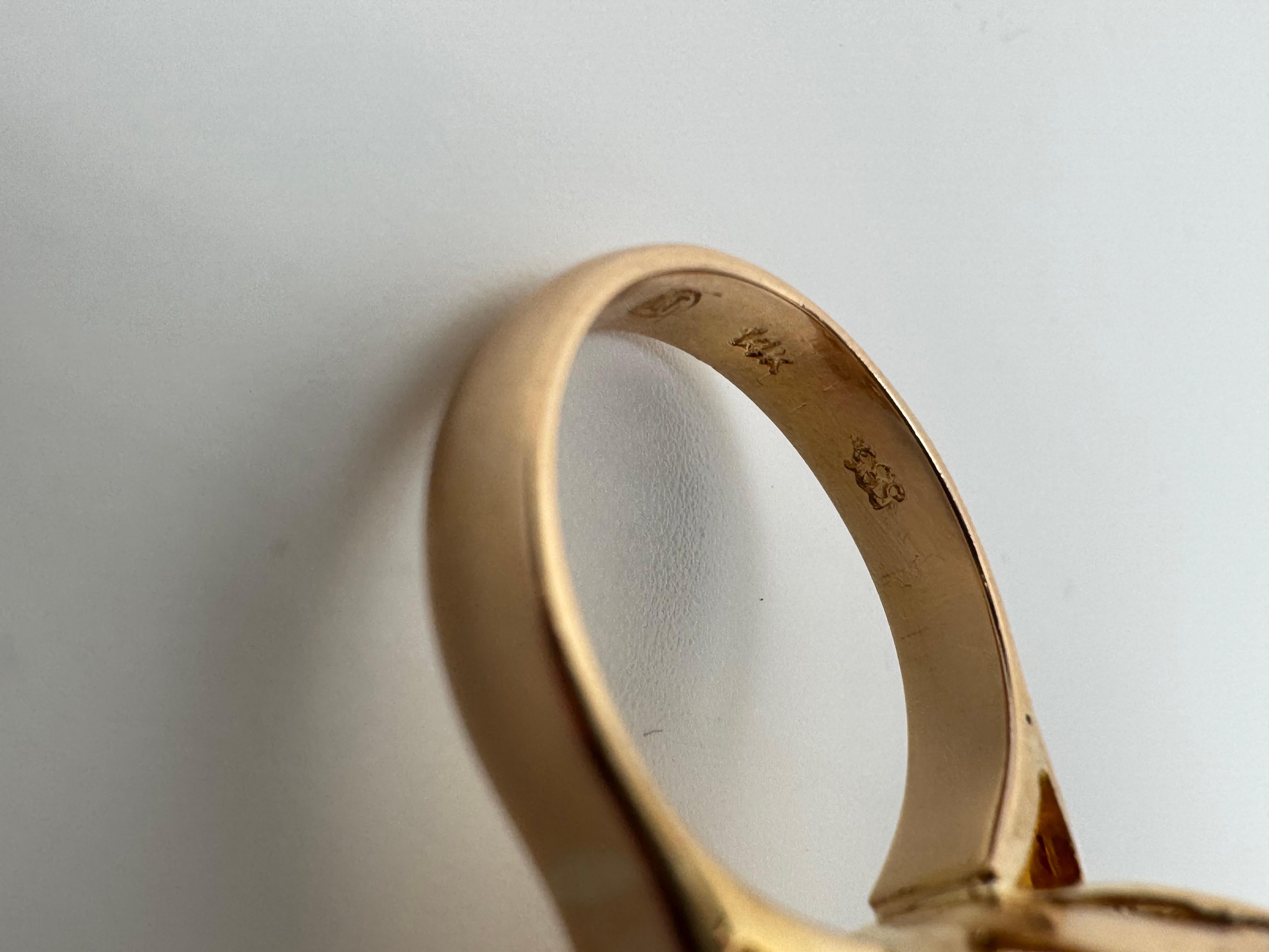 Bague en or jaune 18K à perles Mabe de style libre en vente 3