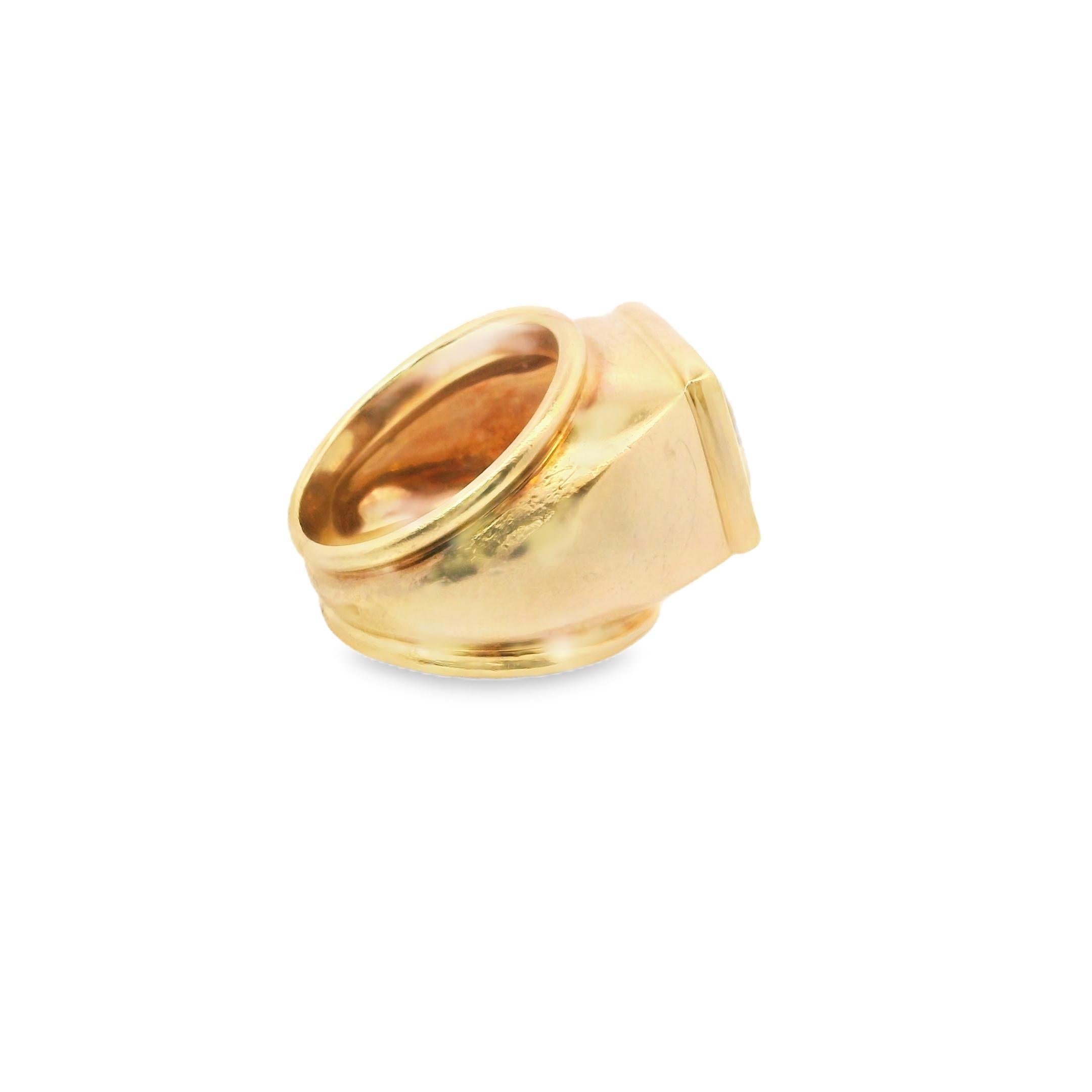 18k Gelbgold  Französisch 1970er Jahre  Saphir Ring  - 20.03GRAM -S12.00cts Damen im Angebot