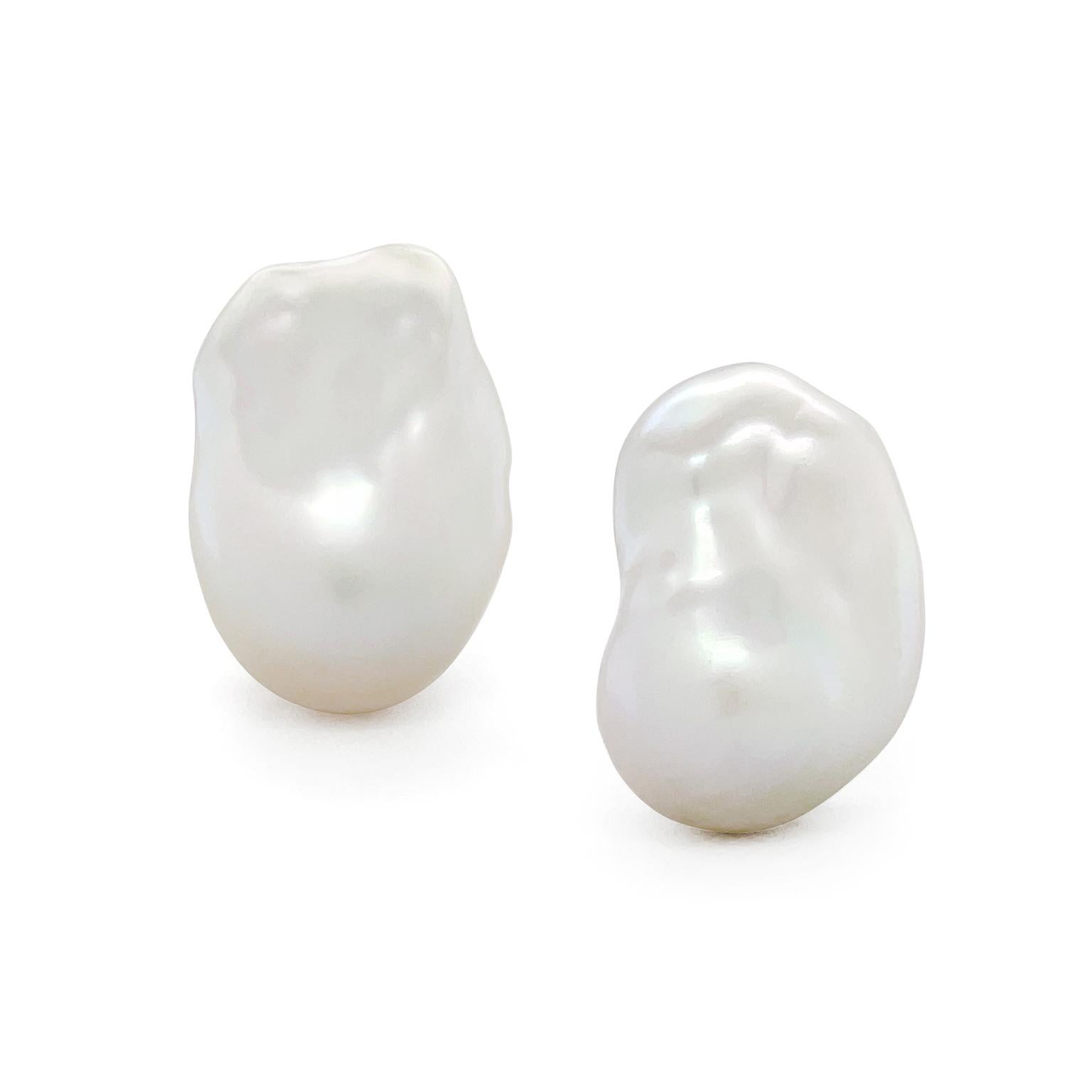 Women's or Men's 18K Yellow Gold Freshwater Baroque Pearl Clip-On Earrings For Sale