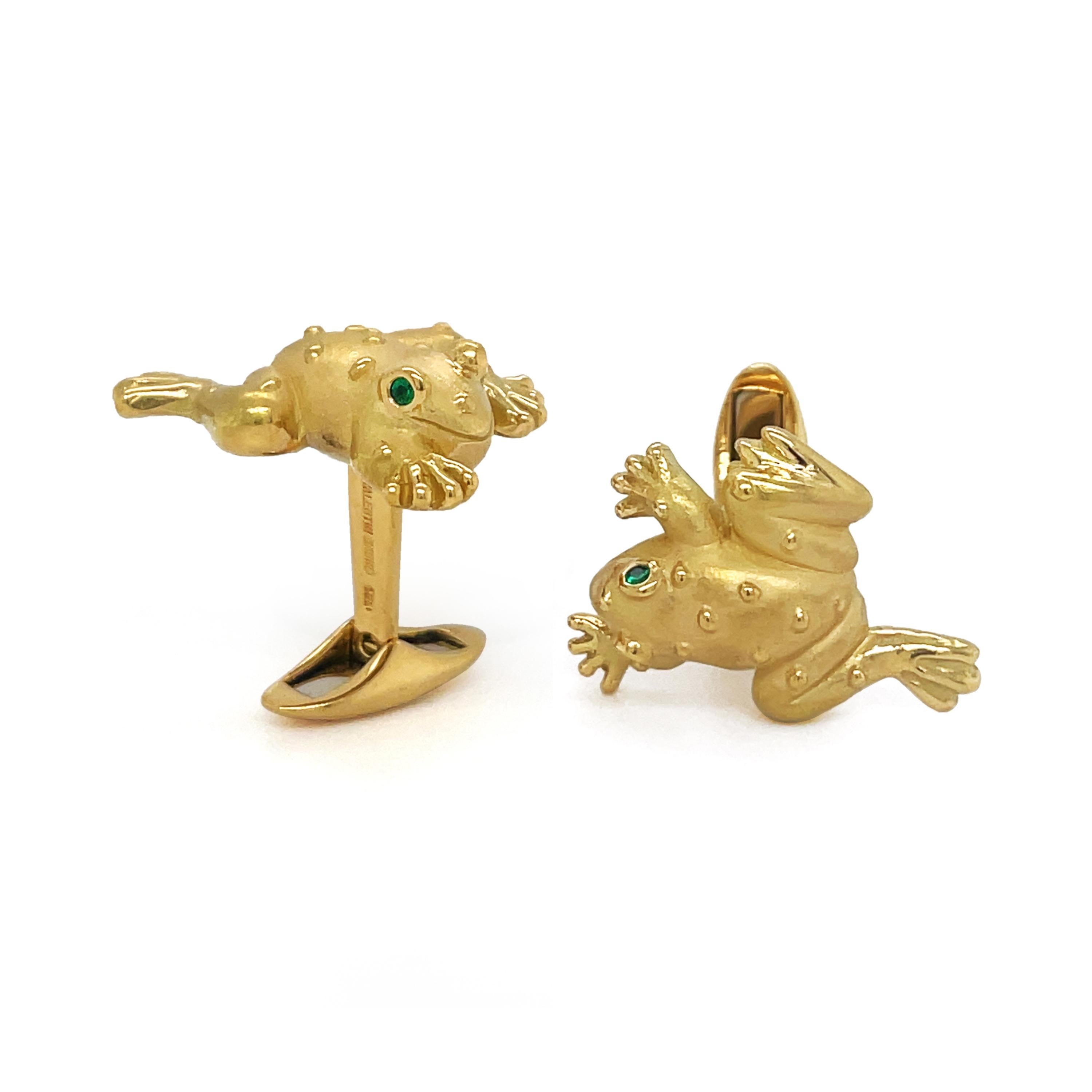 Emerald Cut 18K Yellow Gold Frog Cufflinks with Emerald Eyes For Sale