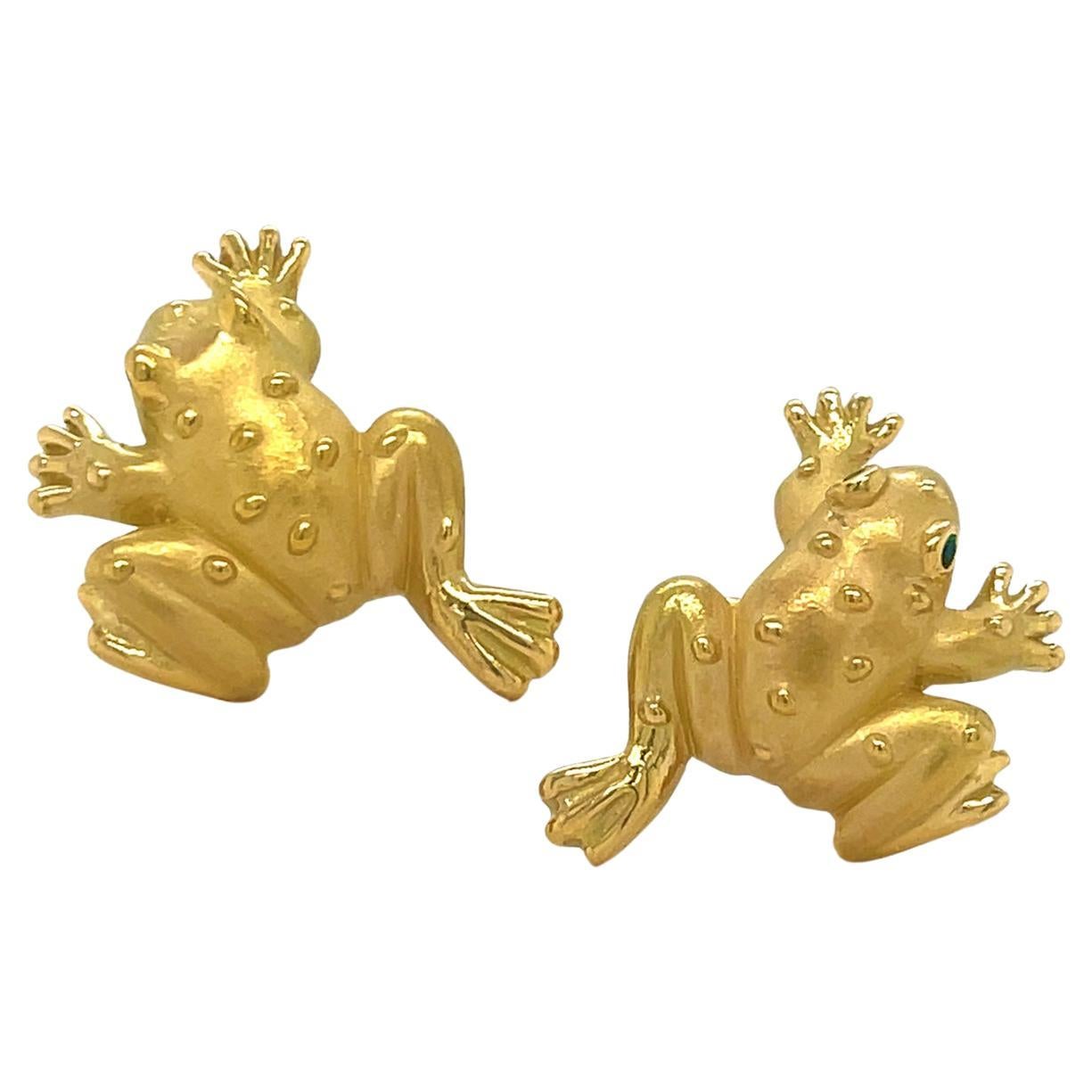 Boutons de manchette grenouille en or jaune 18K avec yeux en émeraude en vente