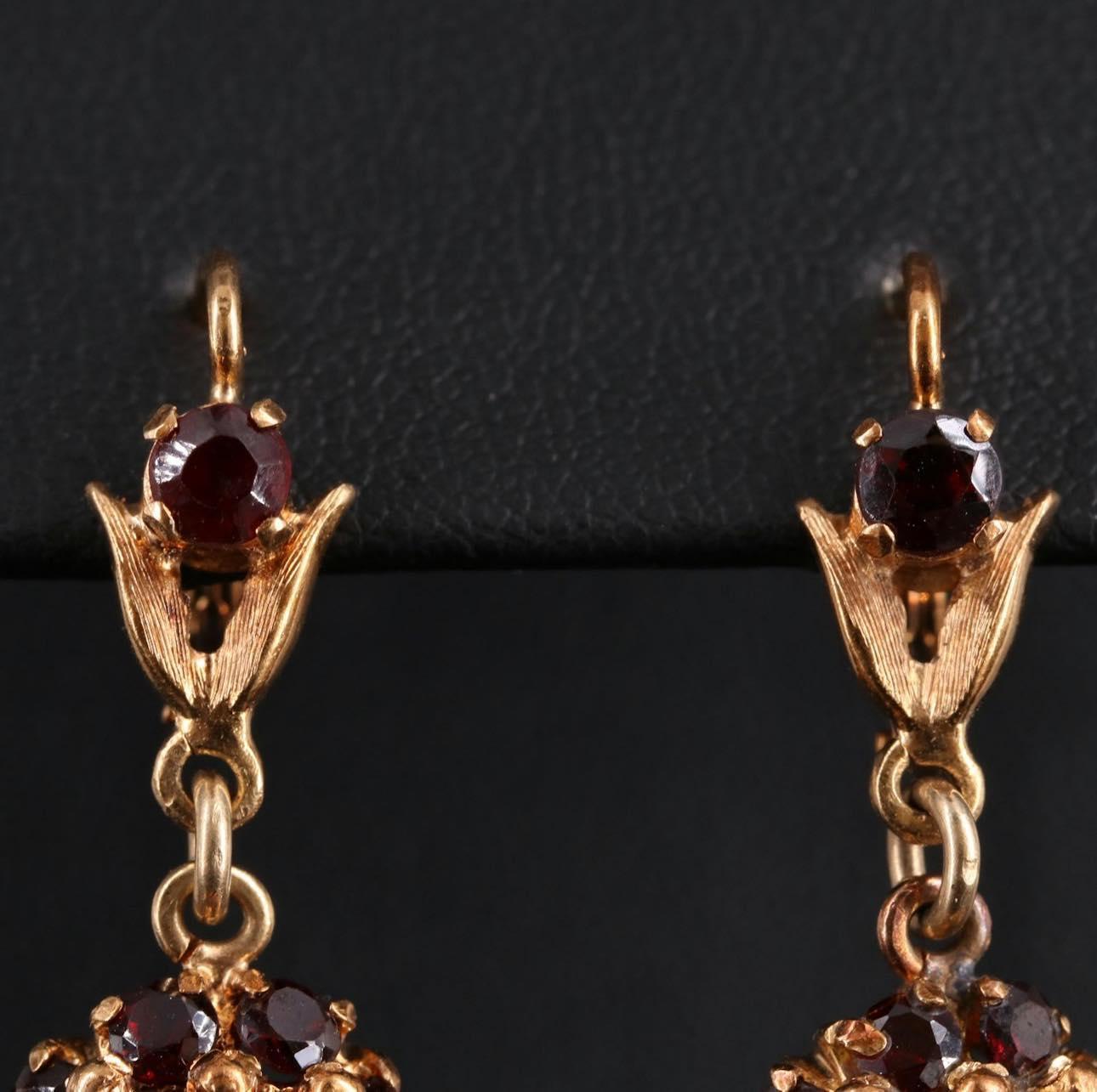 18 Karat Gelbgold Granat-Cluster-Ohrhänger (Rundschliff)