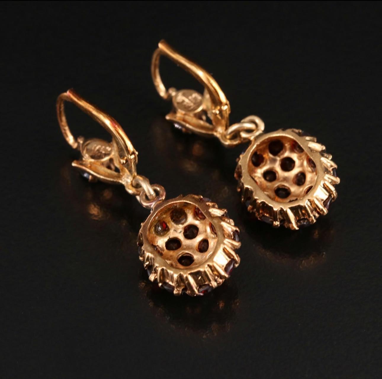 18 Karat Gelbgold Granat-Cluster-Ohrhänger Damen