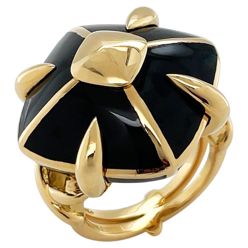 18K Yellow Gold Geometric Cushion Black Enamel Ring For Sale