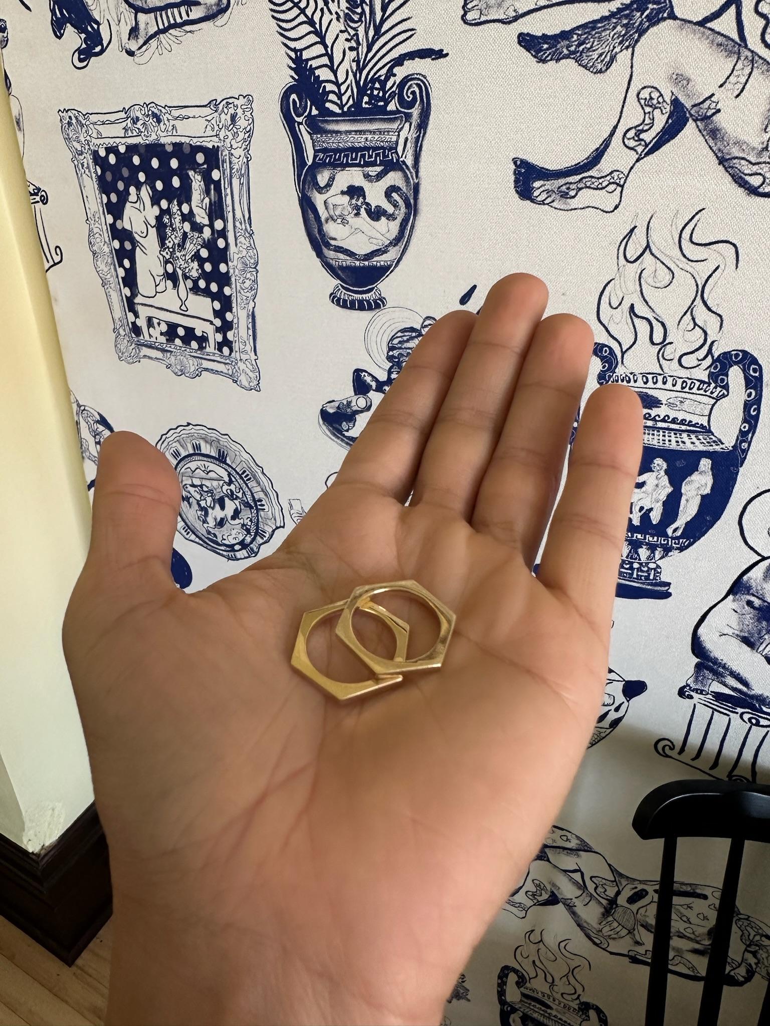 En vente :  Bague géométrique en or jaune 18k 8